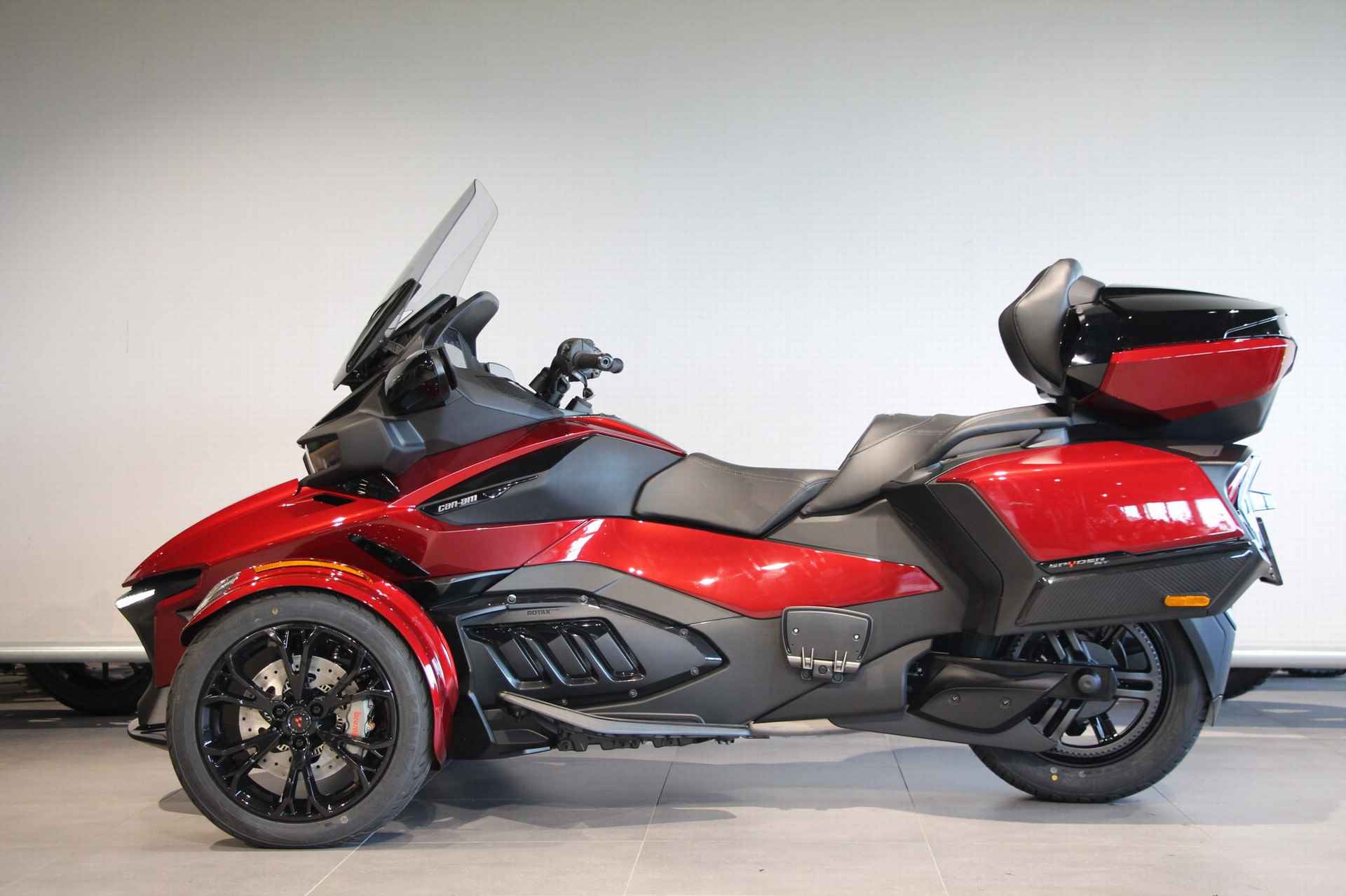 CAN-AM SPYDER RT LIMITED - 5/13