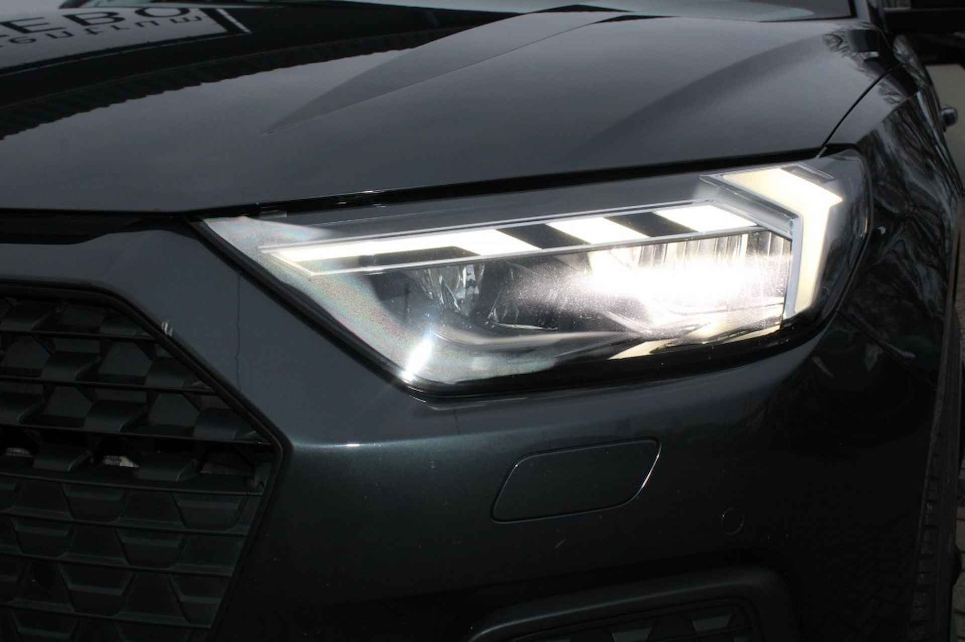 AUDI A1 30 TFSI Advance Ed. Matrix Led Navi Climate Cruise LM 16 - 8/31