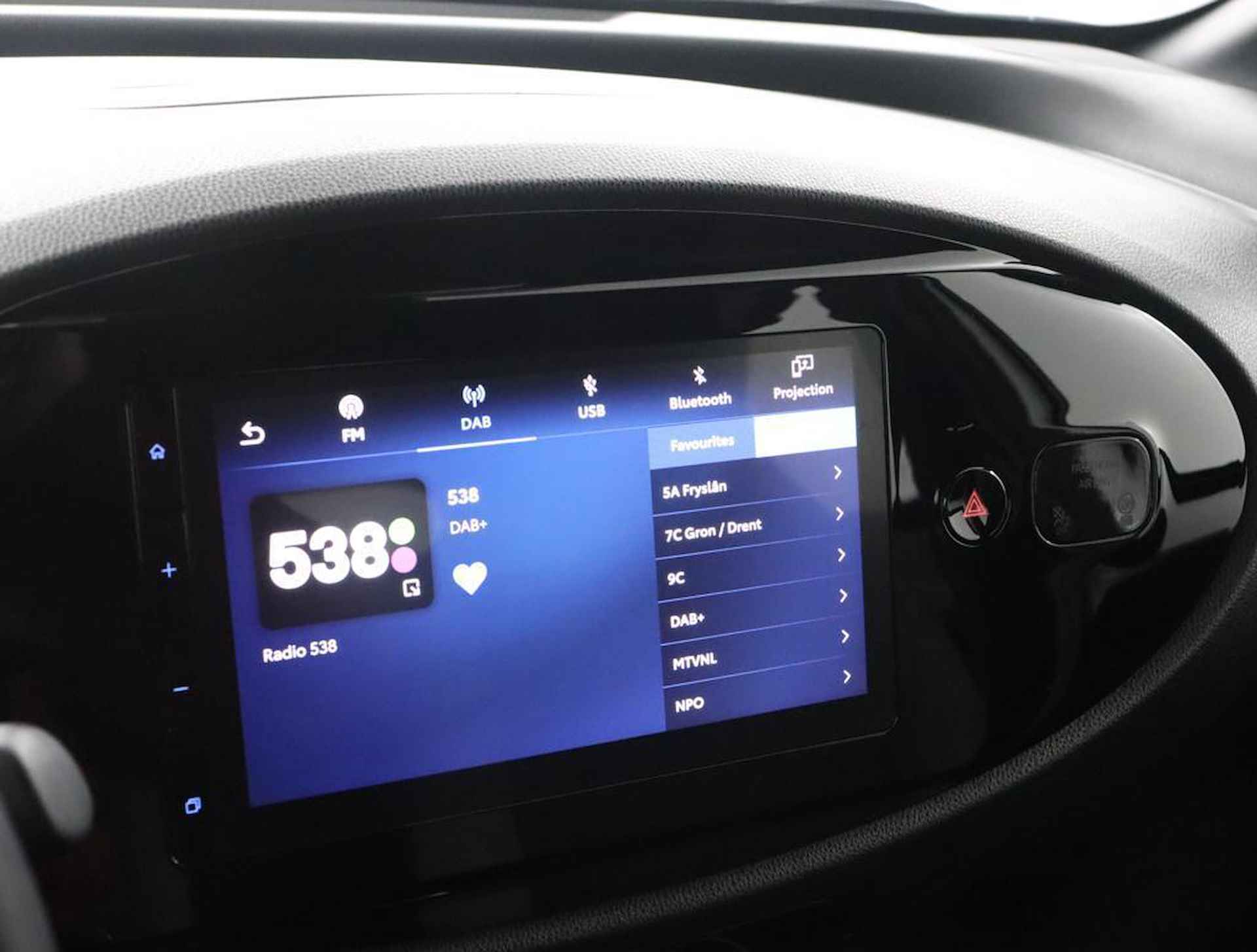 Toyota Aygo X 1.0 VVT-i MT Play | Apple carplay & Android Auto | Airconditioning | Achteruitrijcamera | - 44/53