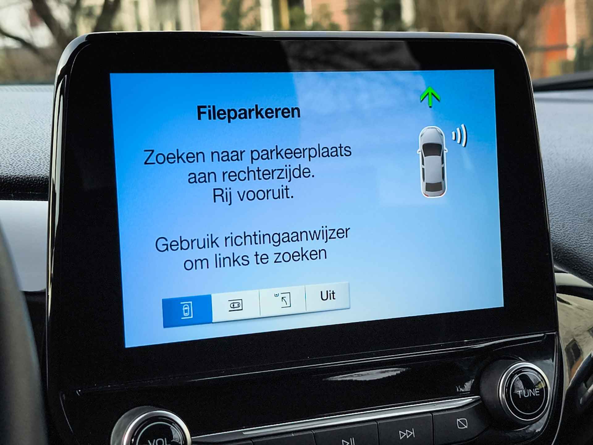 Ford Fiesta 1.0 EcoBoost Titanium (100 PK) 1e-Eig. Ford-Dealer-Onderh. BOVAG-Garantie. Navigatie/Apple-Carplay/Android-Auto, Adaptive-Cruisecontrol, Parkeersensoren-V+A. Achteruitrijcamera, Stoelverwarming, Sportstoelen, Lm-Velgen-16I Privacy-Glas - 38/43