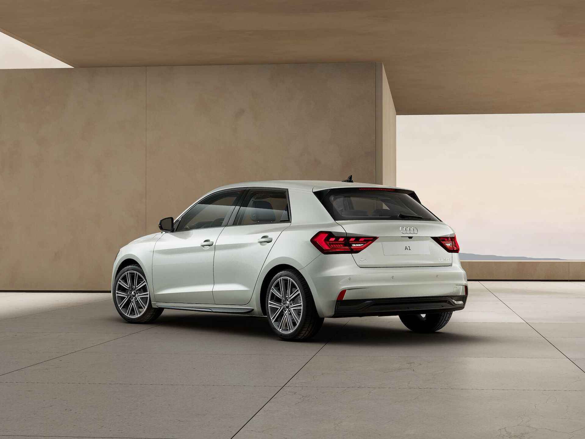 Audi A1 Sportback 25 TFSI Advanced edition · Cruise control · Afgevlakt sportstuur · Parkeerhulp plus - 2/8