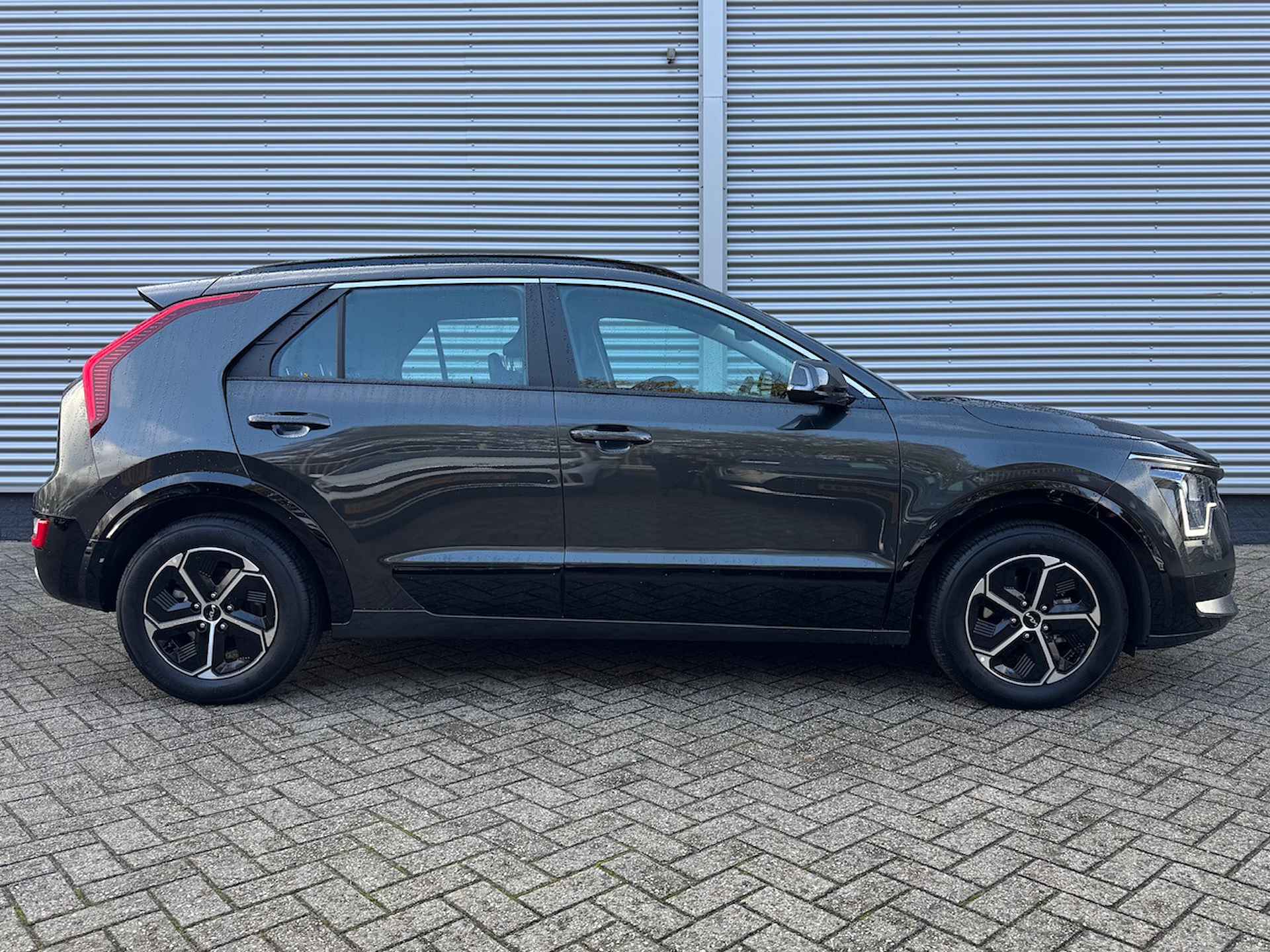 KIA Niro 1.6 GDi Hybrid 141pk DCT6 DynamicLine | Navigatie | Climate | Parkeersensoren voor | - 6/42