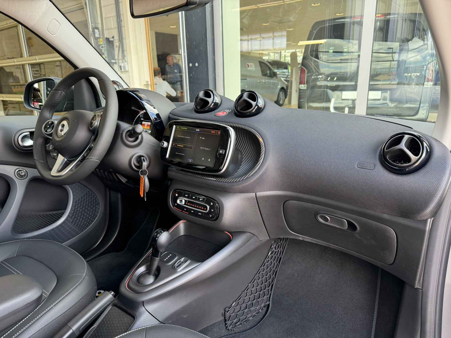 Smart Fortwo EQ Comfort Plus | €2000,- EV Subsidie | Panoramadak | Winterpakket - 6/14