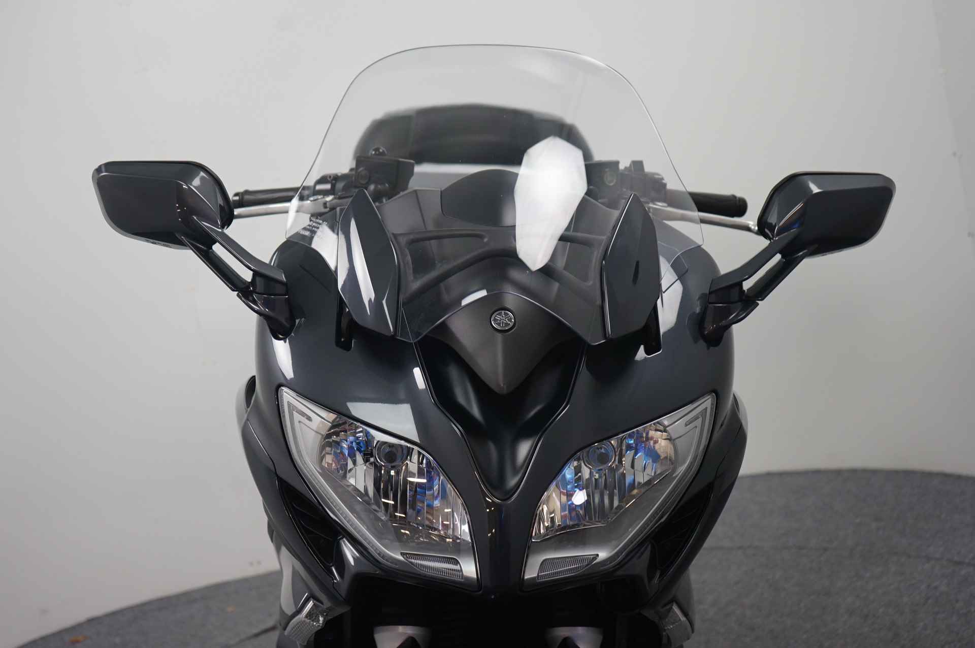 Yamaha FJR 1300 ABS - 9/16