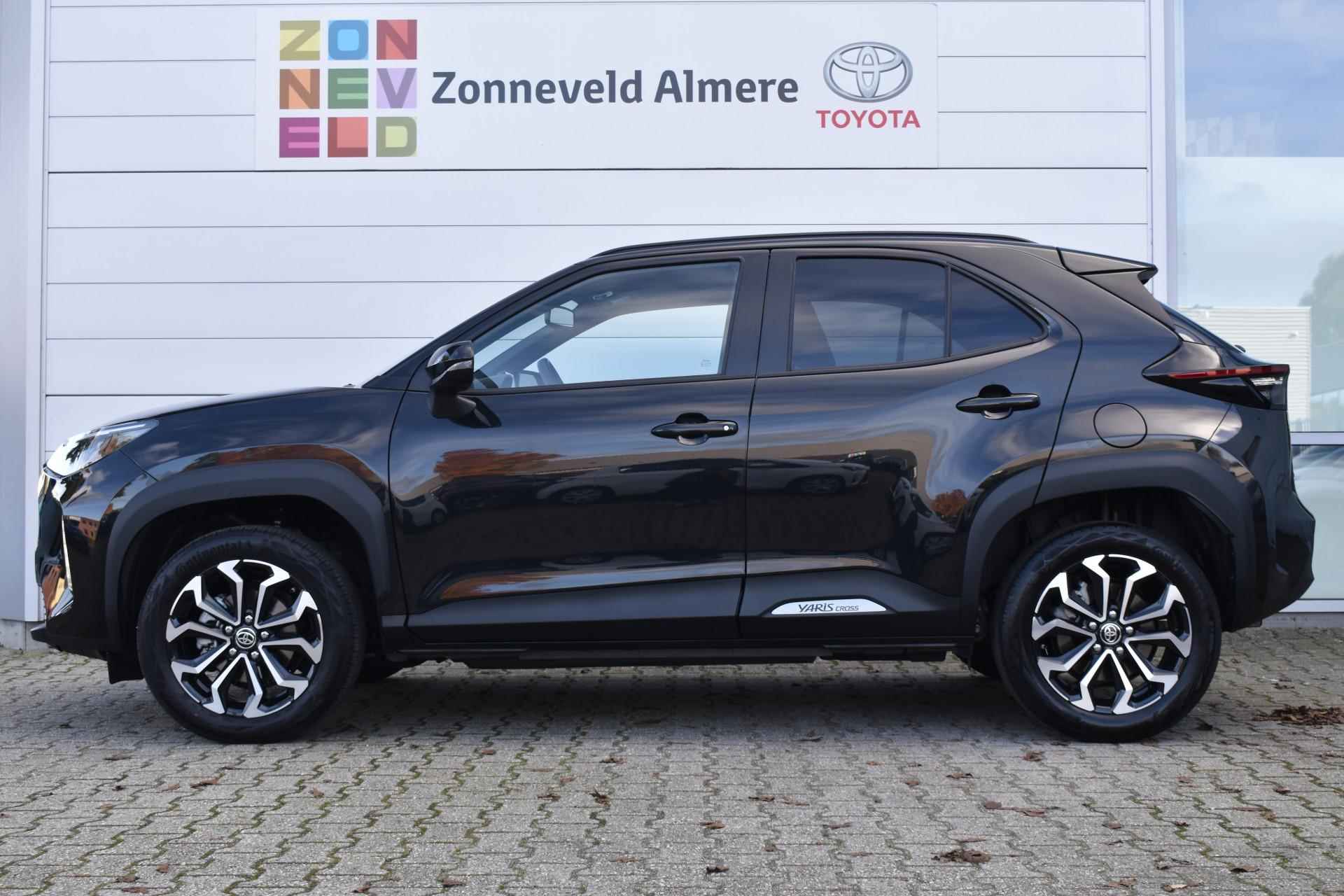 Toyota Yaris Cross 1.5 Hybrid Dynamic - 2/32