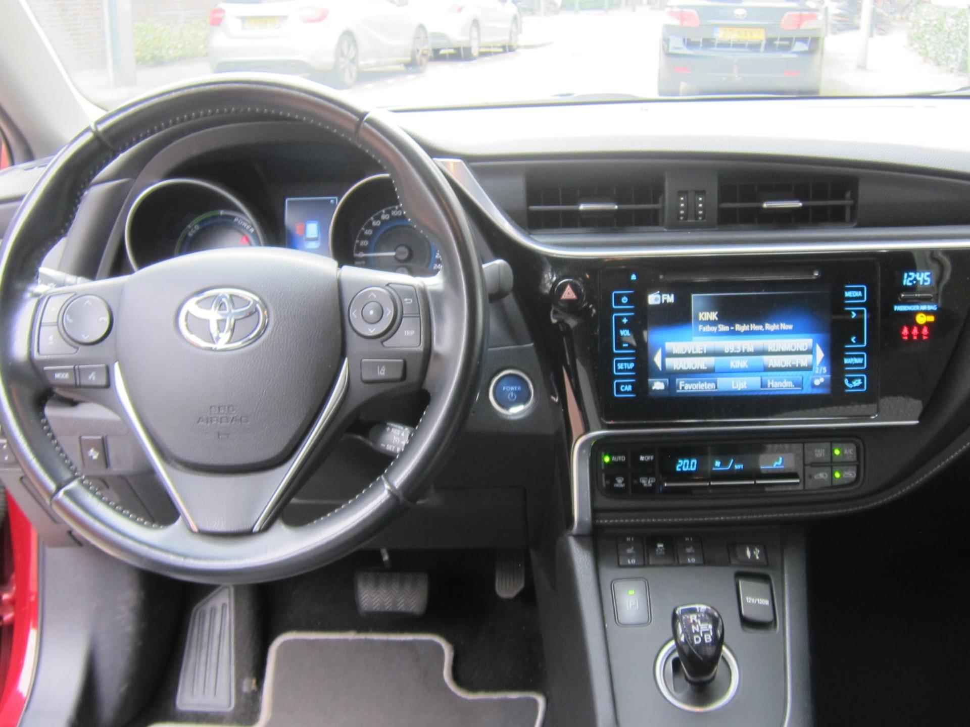 Toyota Auris Touring Sports 1.8 Hybrid Volcano Edition Navi All In Prijs Bovaggarantie - 18/31