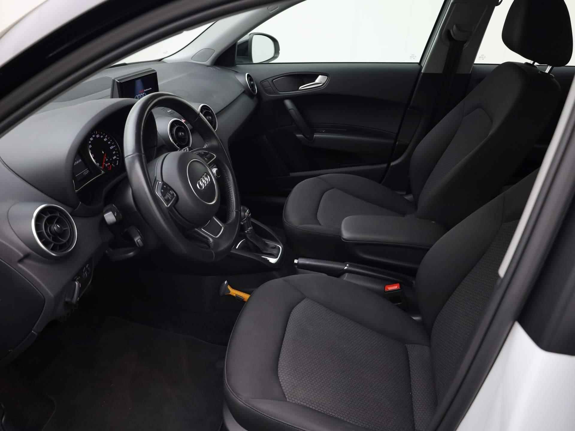 Audi A1 Sportback 1.0TFSI/95PK Adrenalin · Navigatie · Parkeersensoren · Cruise controle - 13/36