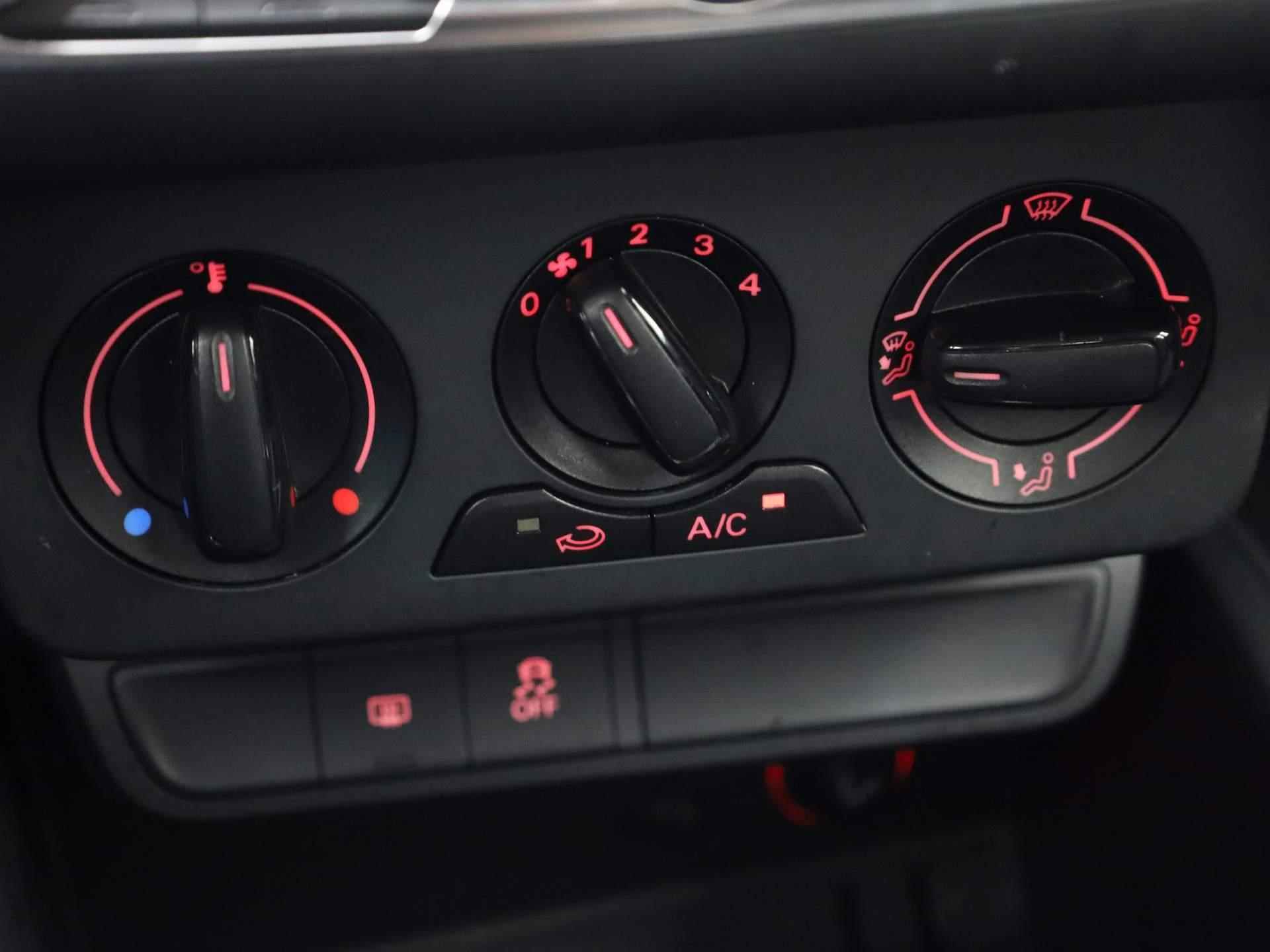 Audi A1 Sportback 1.0TFSI/95PK Adrenalin · Navigatie · Parkeersensoren · Cruise controle - 21/36
