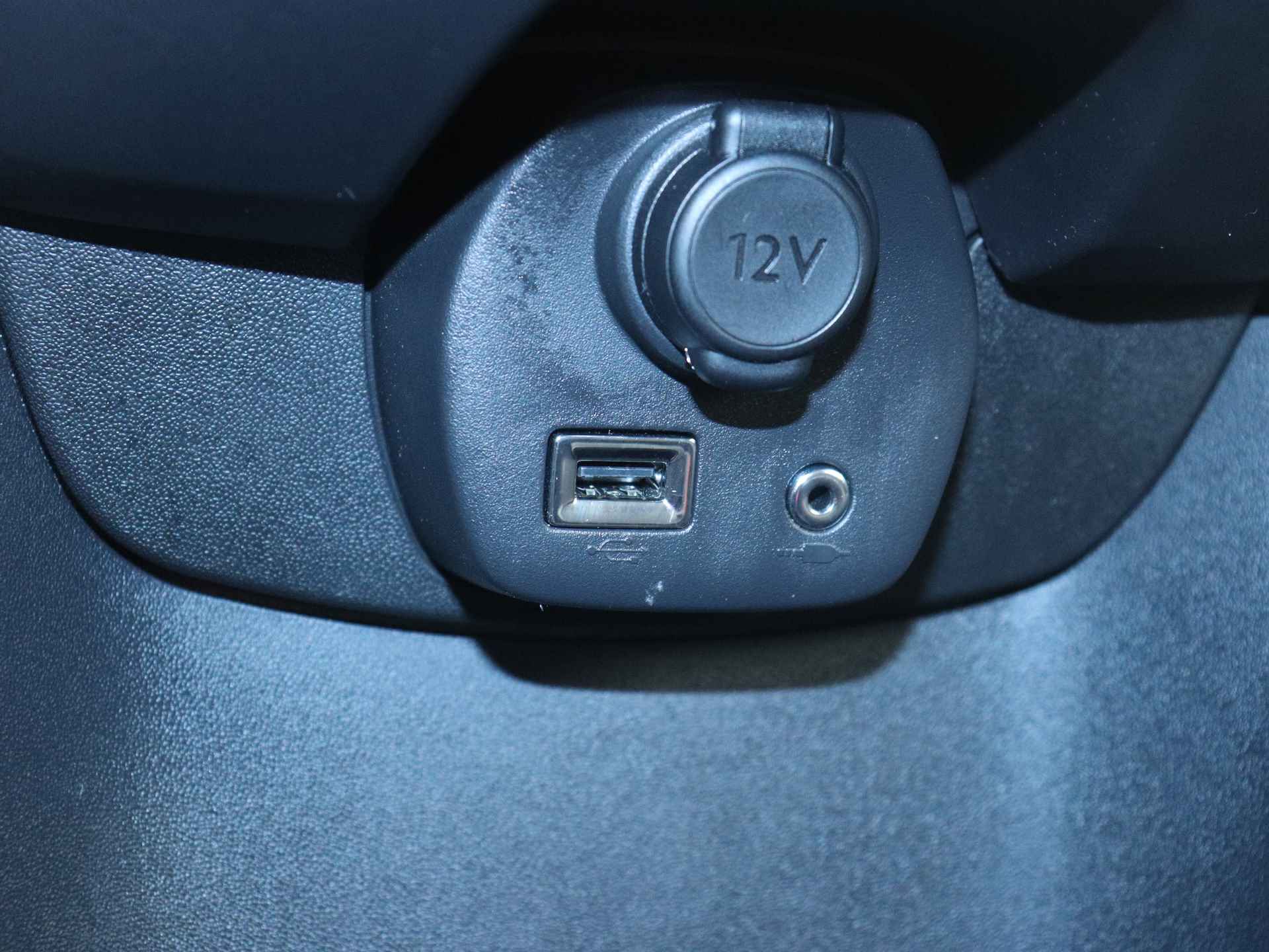 Toyota Aygo 1.0 VVT-i x-fun | Airco | Radio | Thuiskomer set | - 34/40