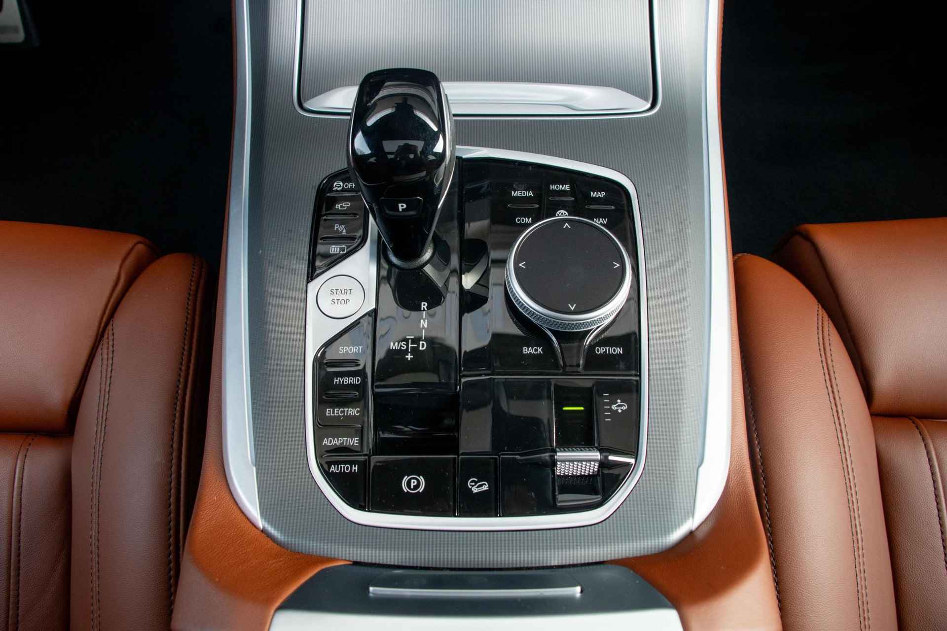 BMW X5 xDrive45e High Executive | Harman Kardon | Driving Assistant Professional | Panoramadak Sky Lounge - 16/33