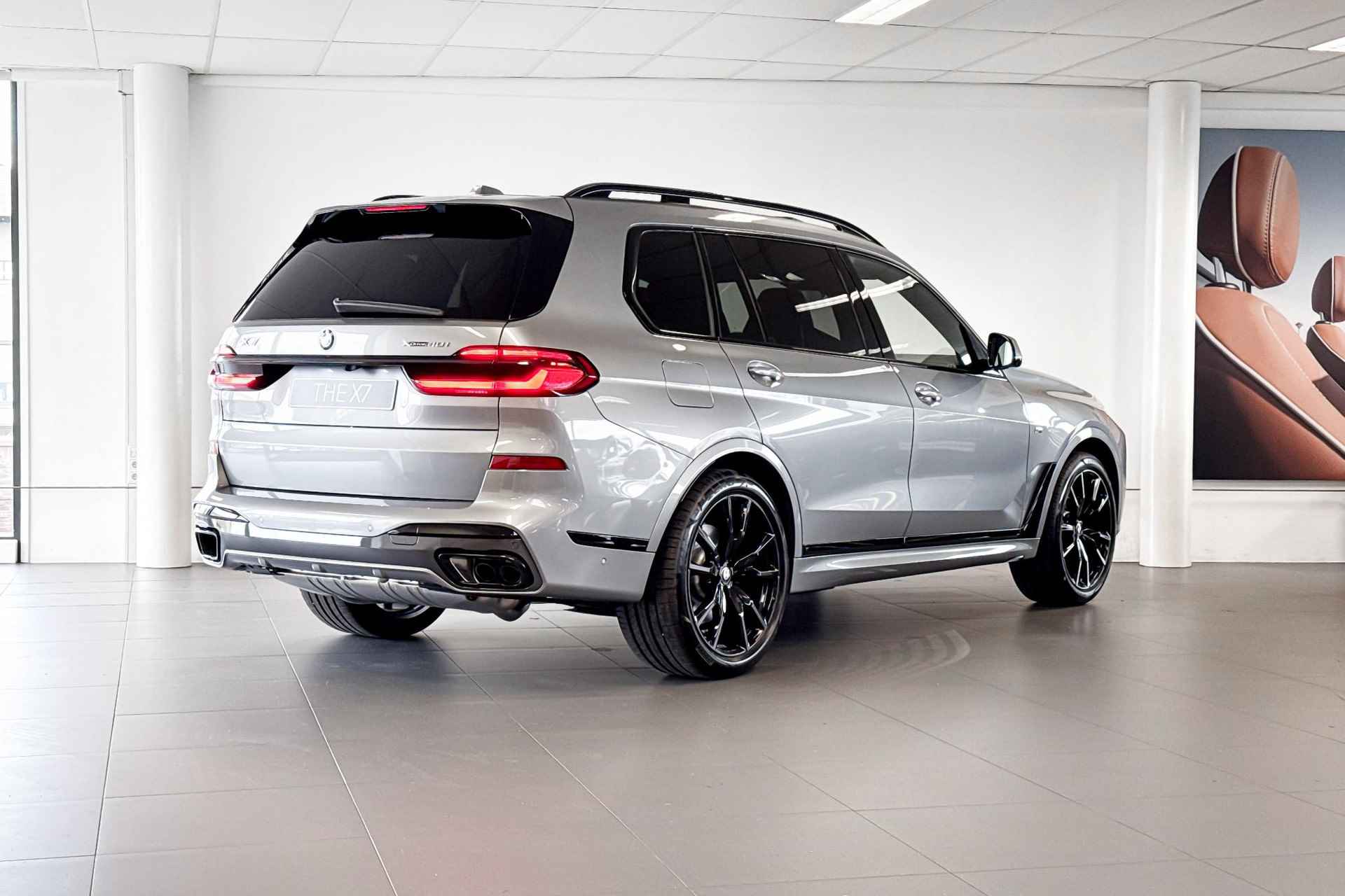 BMW X7 xDrive40i | M Sport | Stoelverwarming | Skylounge | Harman Kardon | Trekhaak | Driving Assistant Plus | - 5/30