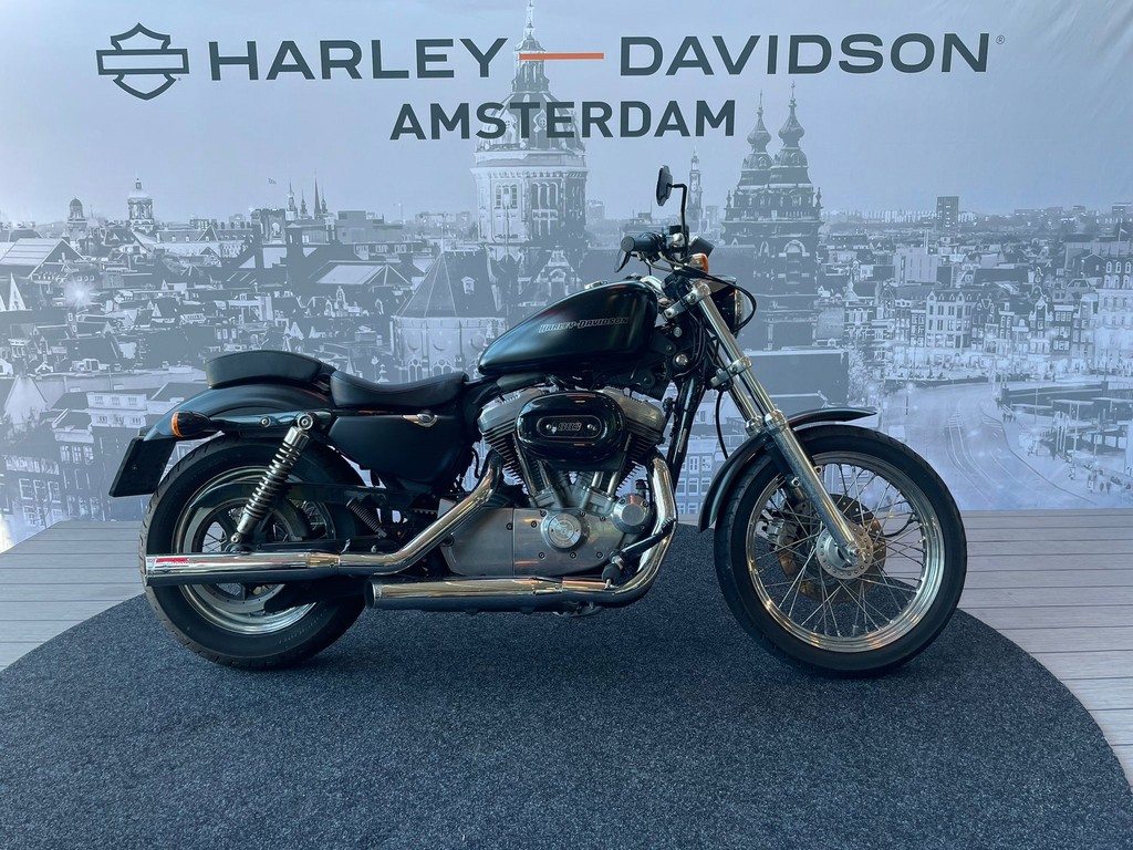 Harley-Davidson XL883 bij viaBOVAG.nl