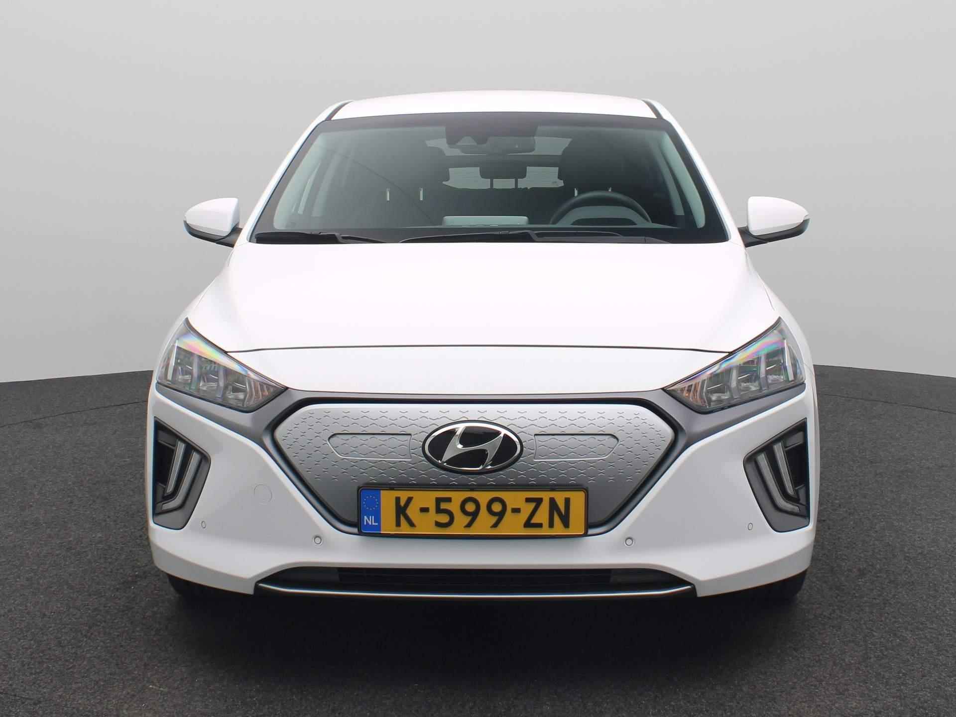 Hyundai IONIQ Premium EV 38 kWh | SEPP subsidie mogelijk | Trekhaak Afneembaar | Airco | Cruise Control | Lederen bekleding | Navigatie | LED | - 3/51