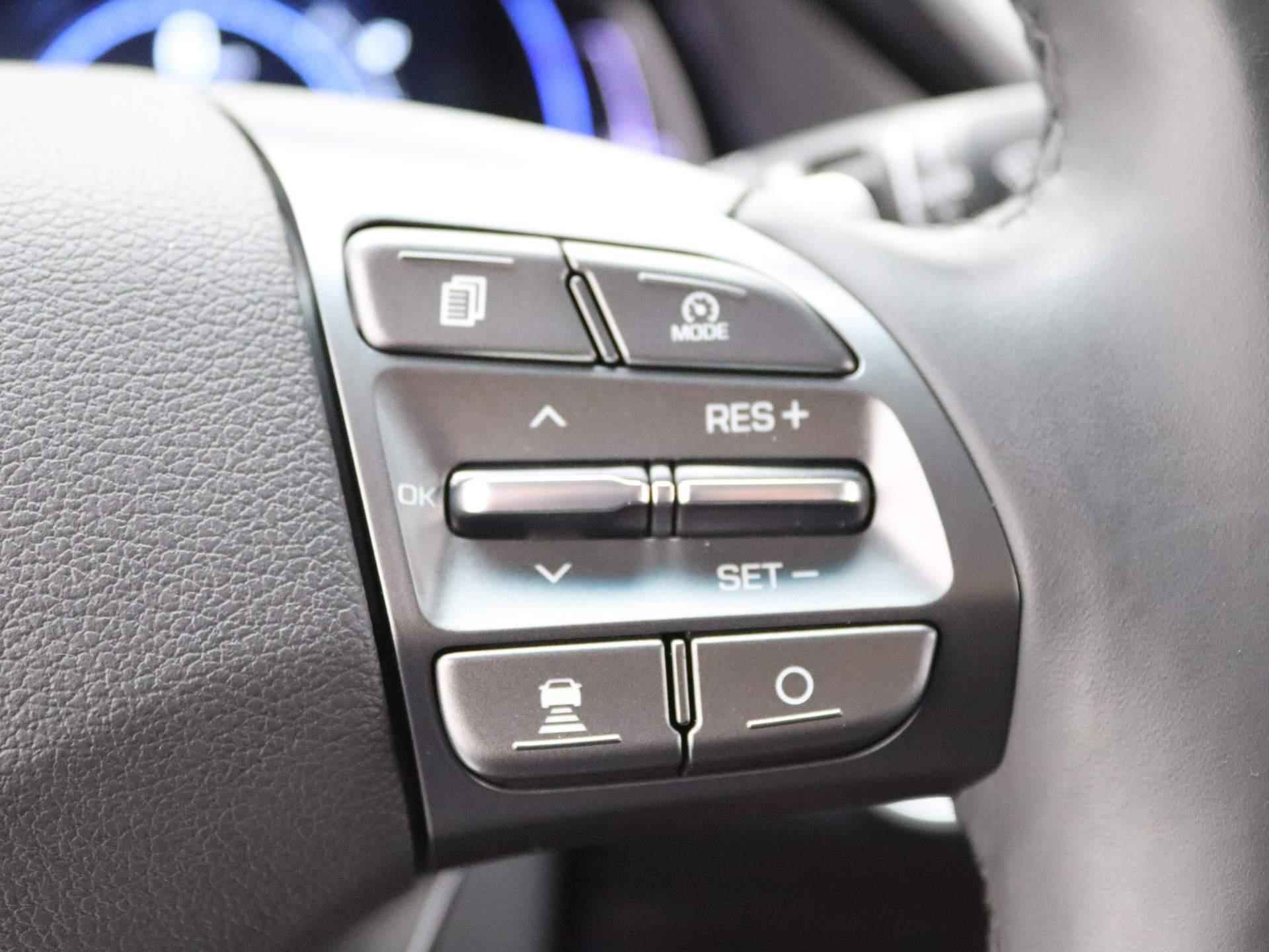 Hyundai IONIQ Premium EV 38 kWh | SEPP subsidie mogelijk | Trekhaak Afneembaar | Airco | Cruise Control | Lederen bekleding | Navigatie | LED | - 25/51