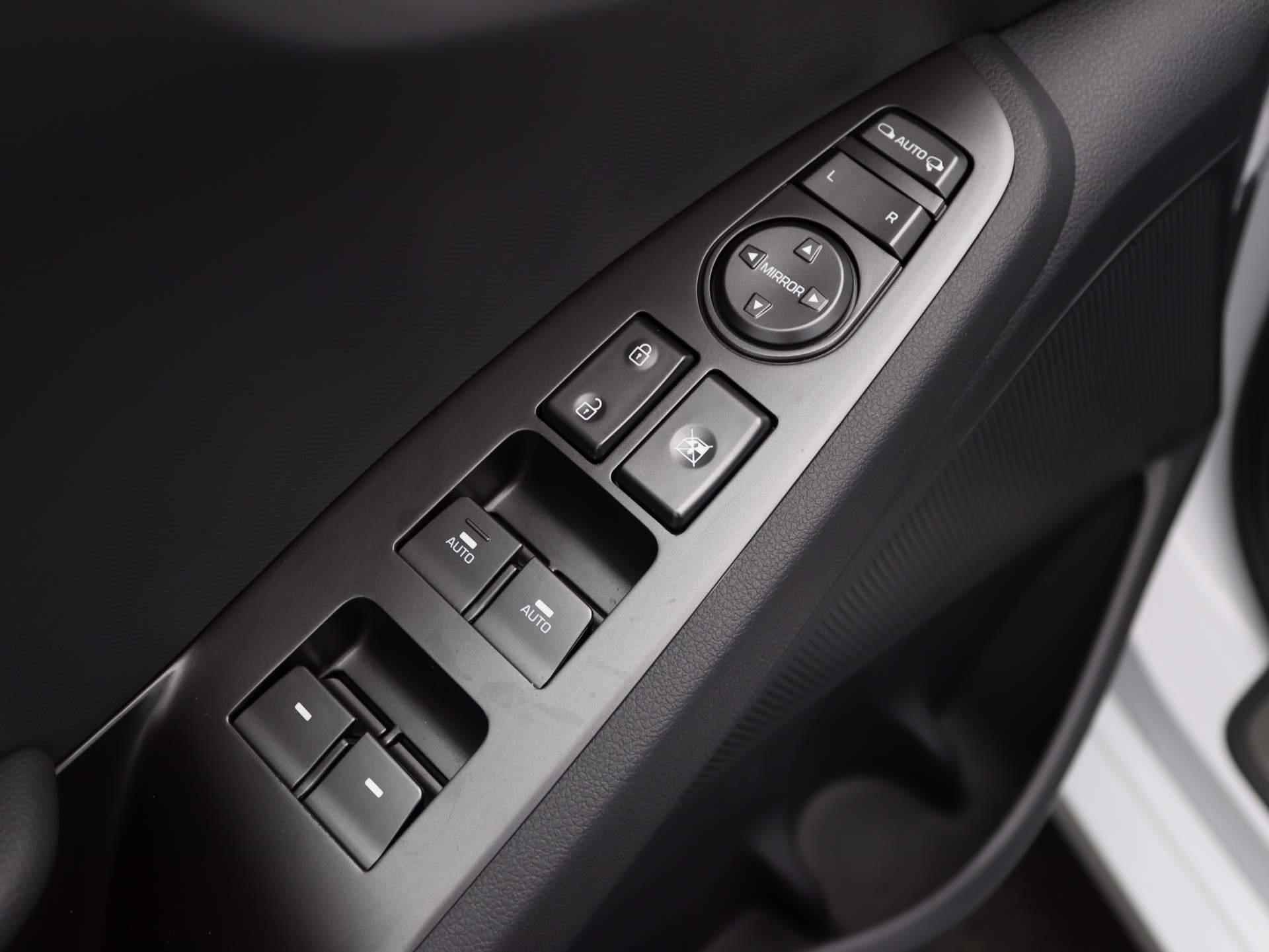 Hyundai IONIQ Premium EV 38 kWh | SEPP subsidie mogelijk | Trekhaak Afneembaar | Airco | Cruise Control | Lederen bekleding | Navigatie | LED | - 27/51