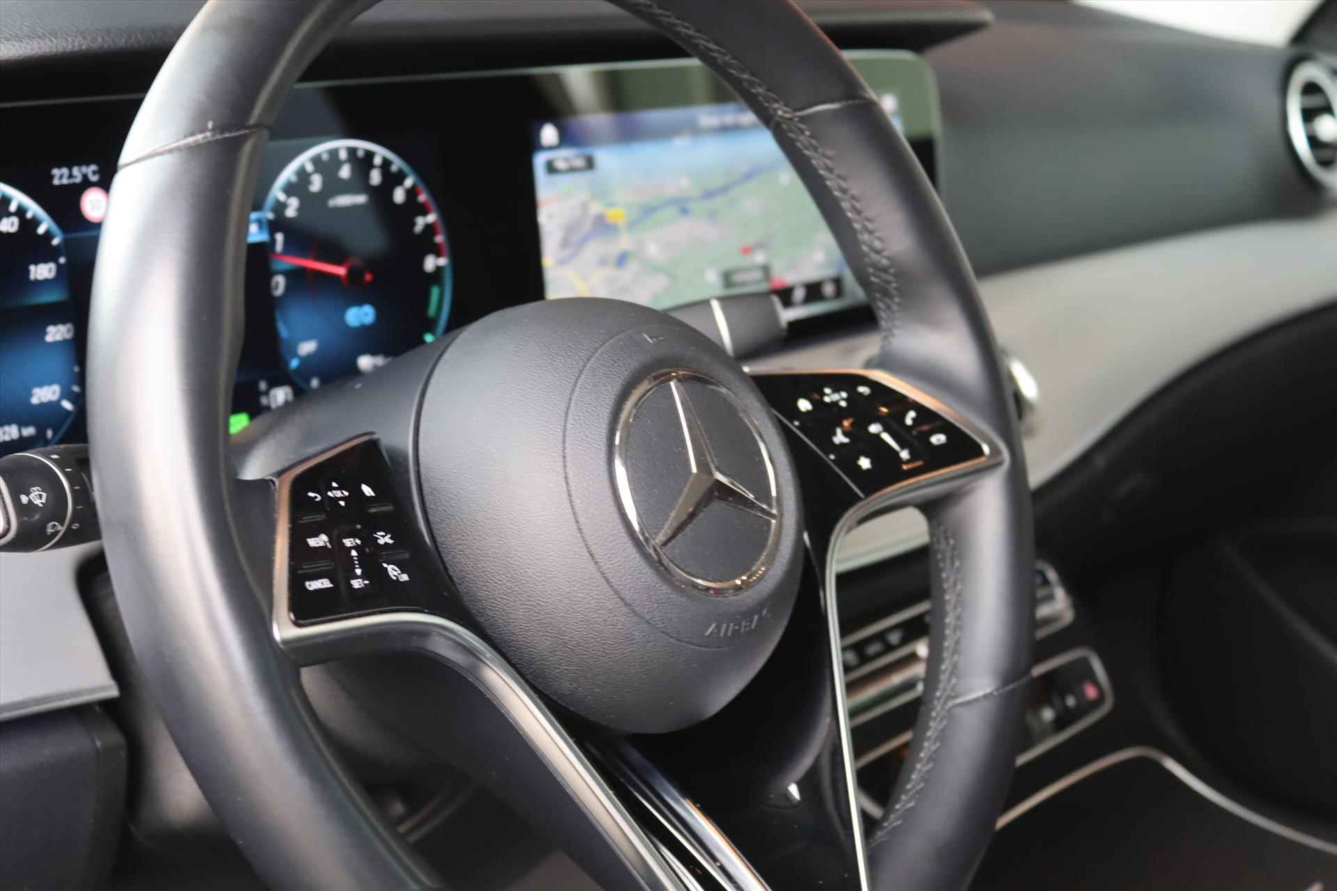 Mercedes E-Klasse Estate E300e 320PK AUTOMAAT LUXURY LINE Navi | Adapt.Cruise | Camera | Widescreen | Led | Pdc | Sfeerverl. | Dab | 18 Inch Lm - 17/62