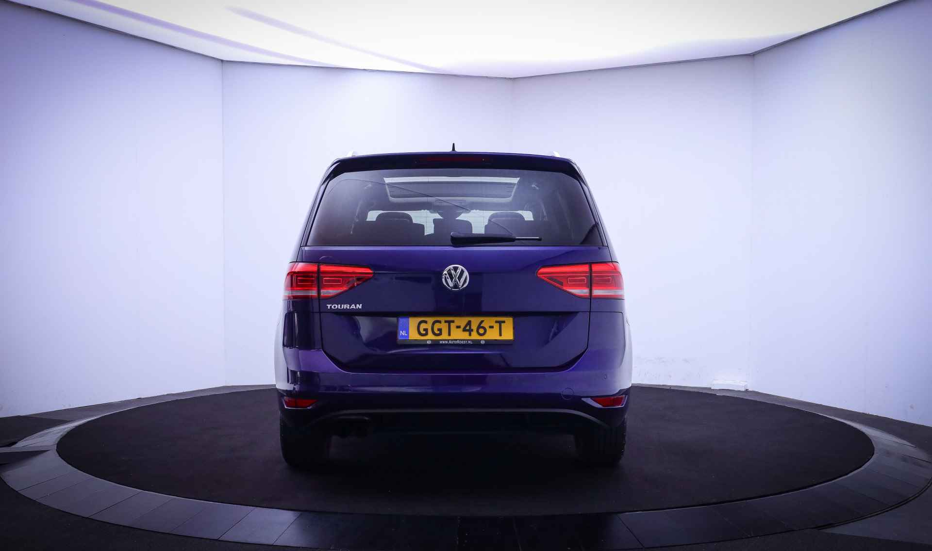 Volkswagen Touran 1.4TSI 150Pk 7Pers COMFORTL. Edition PANO/CAMERA/NAVI/CARPLAY/ACC/BLINDSPOT/LANE ASSIST/PDC V+A/LMV - 6/27