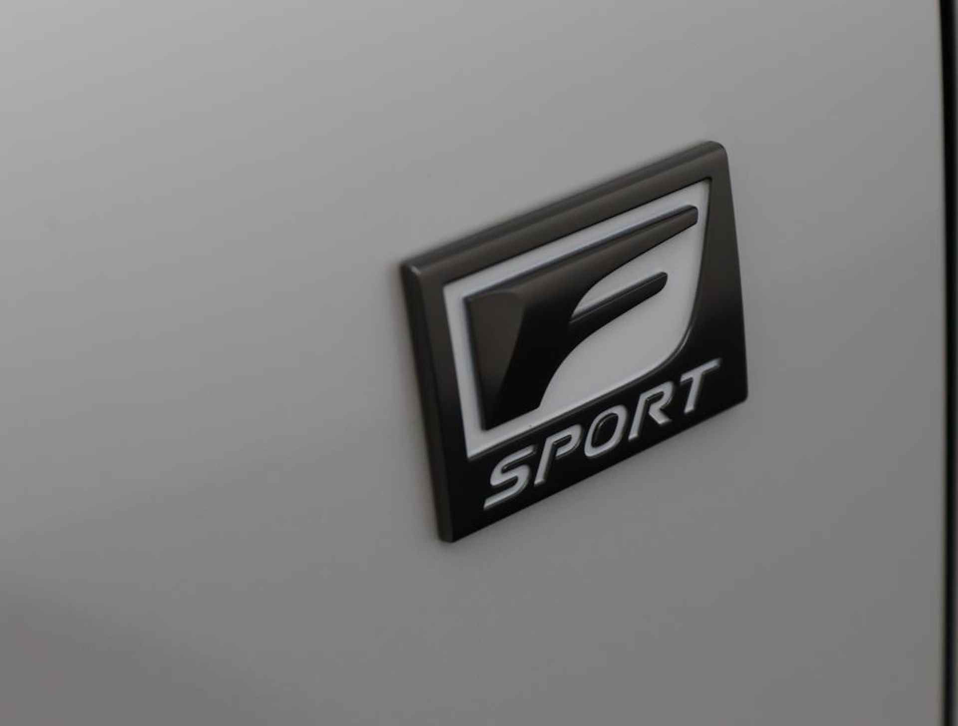Lexus NX 300h AWD F Sport Line | Dealeronderhouden | Schuif-/kanteldak | Elektronisch sportonderstel | Head-Up Display - 46/67