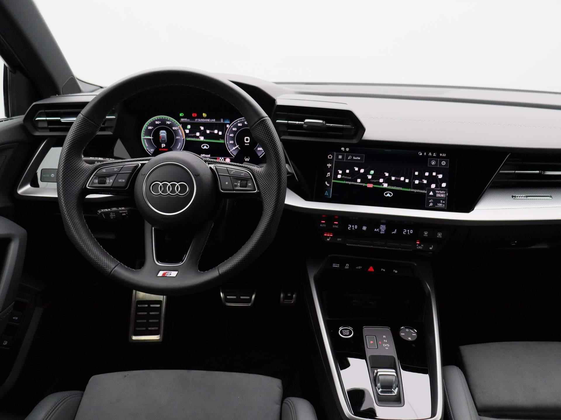 Audi A3 Sportback 45 TFSI e S edition Competition 245 PK | Automaat | S-line interieur | S-line exterieur | Automaat | Navigatie |  Cruise Control | Half-Leder | Parkeersensoren | Stoelverwarming | Lichtmetalen velgen | Climate Control | Fabrieksgarantie | - 7/46