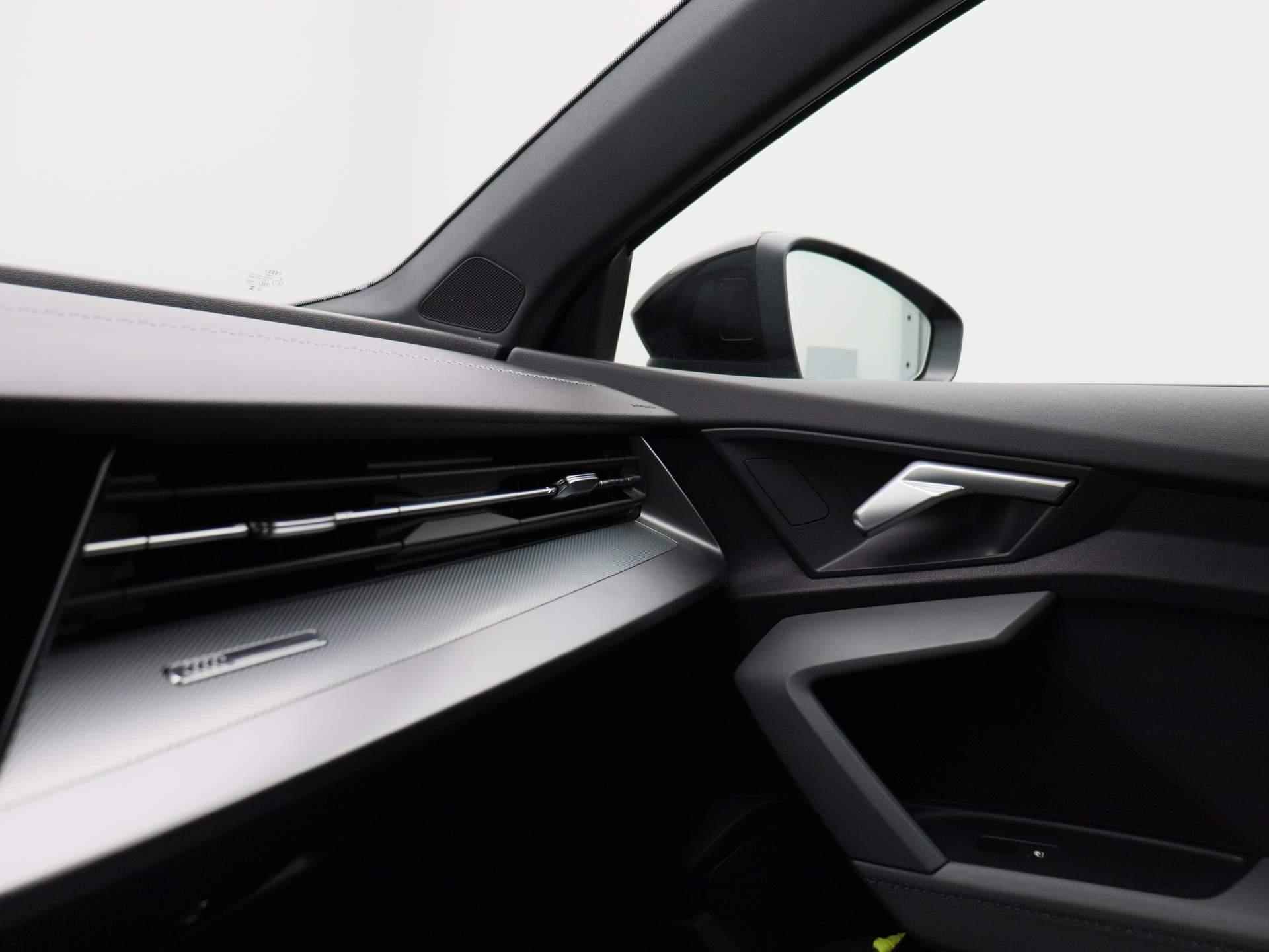 Audi A3 Sportback 45 TFSI e S edition Competition 245 PK | Automaat | S-line interieur | S-line exterieur | Automaat | Navigatie |  Cruise Control | Half-Leder | Parkeersensoren | Stoelverwarming | Lichtmetalen velgen | Climate Control | Fabrieksgarantie | - 32/46