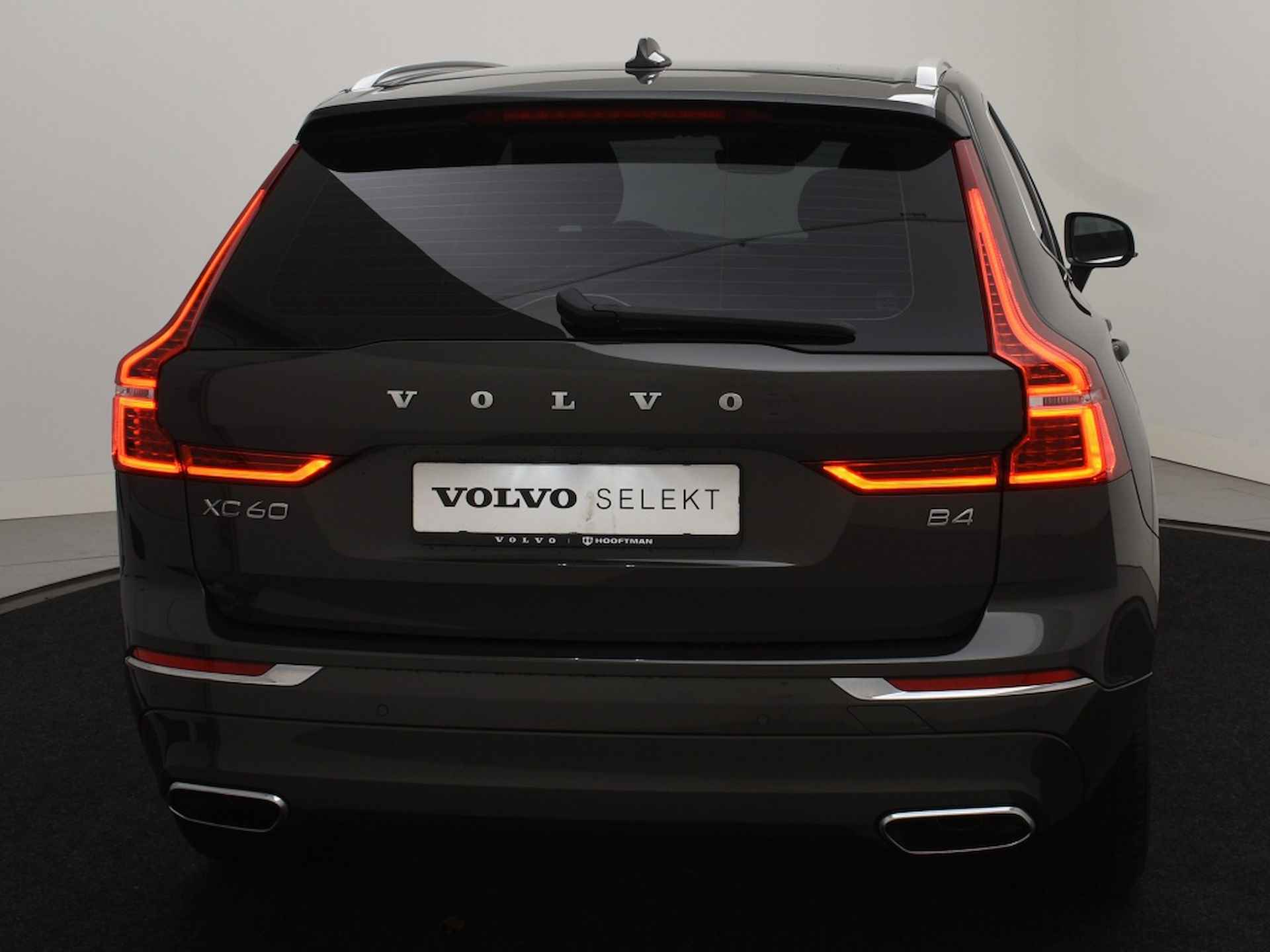 Volvo XC60 B4 AUT(8) INSCRIPTION LEDER NAVI STANDKACHEL ACC BLIS KEYLESS - 5/47