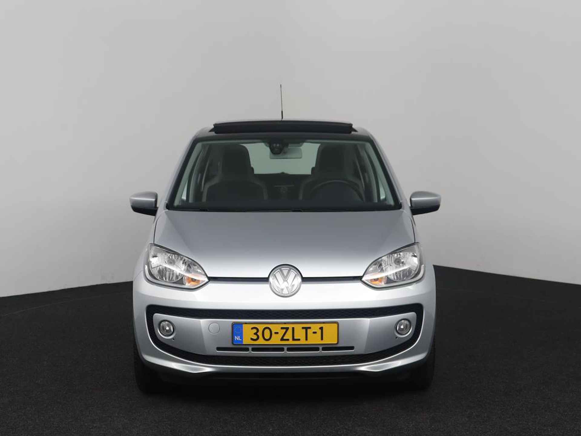 Volkswagen Up! 1.0 high up! |NAP |2e eigenaar |Automaat | Pano | 5drs. | Cruise - 2/41