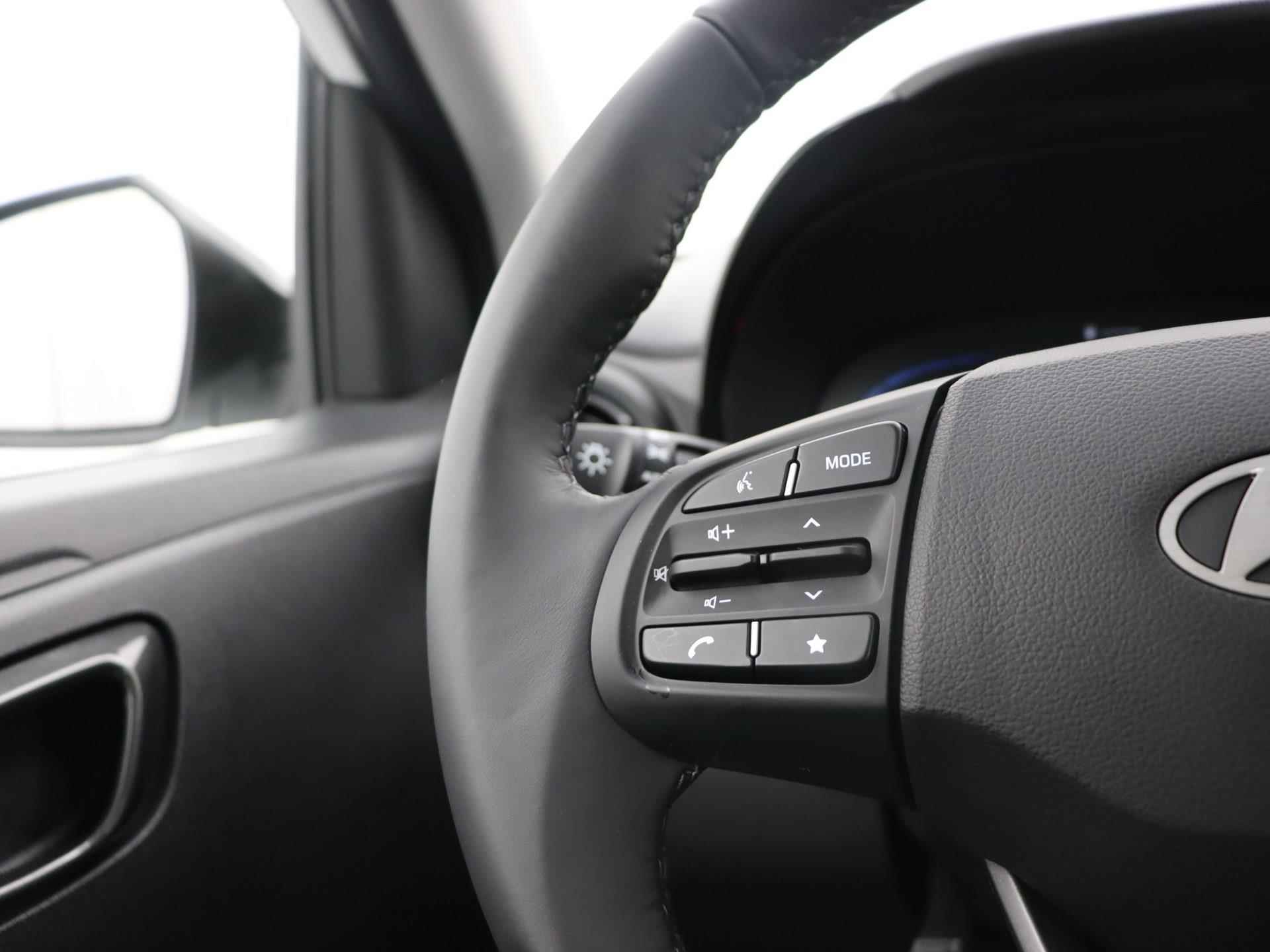 Hyundai i10 1.0 Comfort Smart 5-zits Aut. | Incl. €1000,- Voorraadactie! | Navigatie | Camera | Apple Carplay | Android Auto | Cruise control | Airco | - 13/30