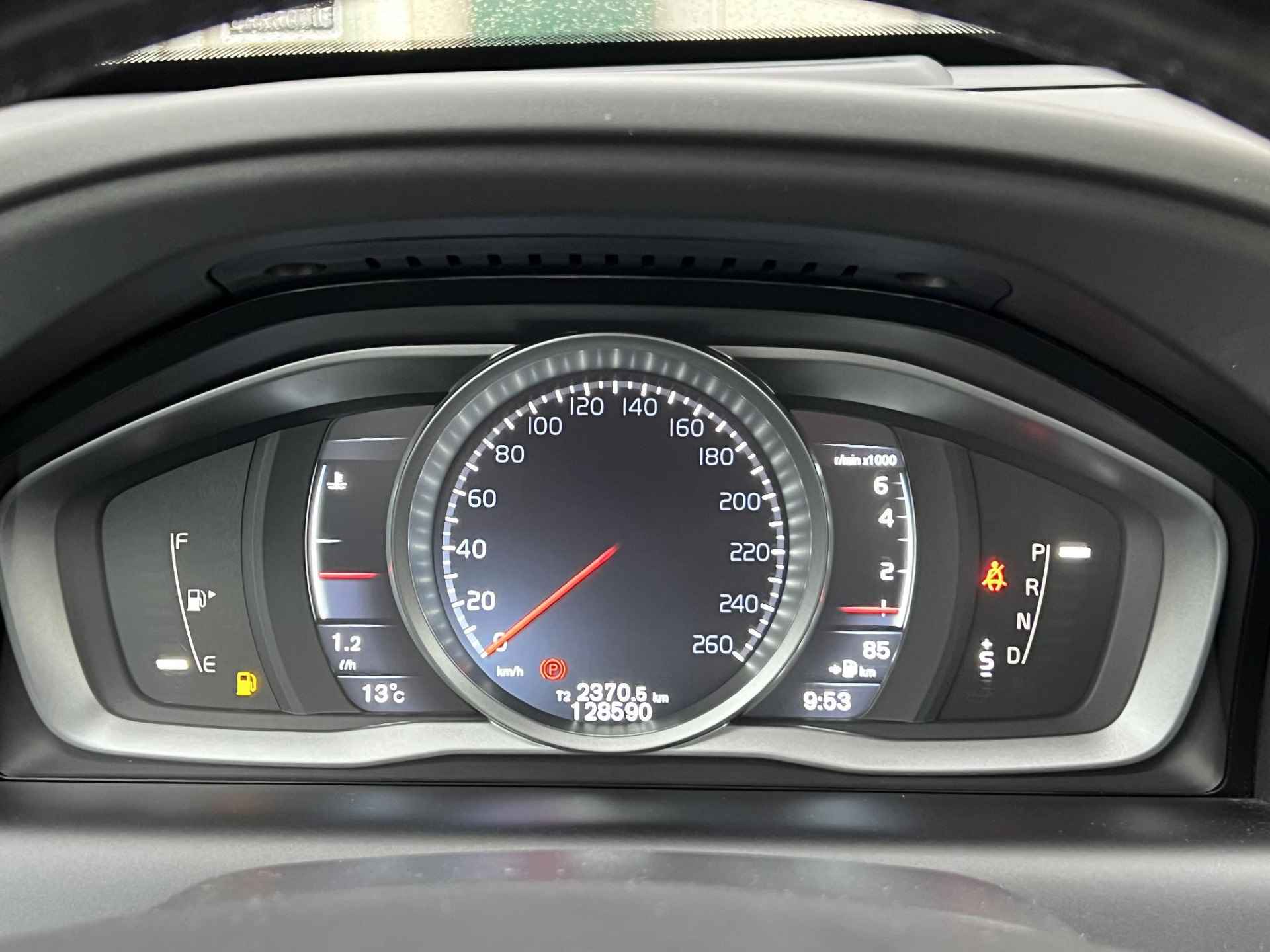 Volvo XC60 2.0 T5 Geartronic FWD Ocean Race | Navigatie | Cruise Control Adaptief - 5/37