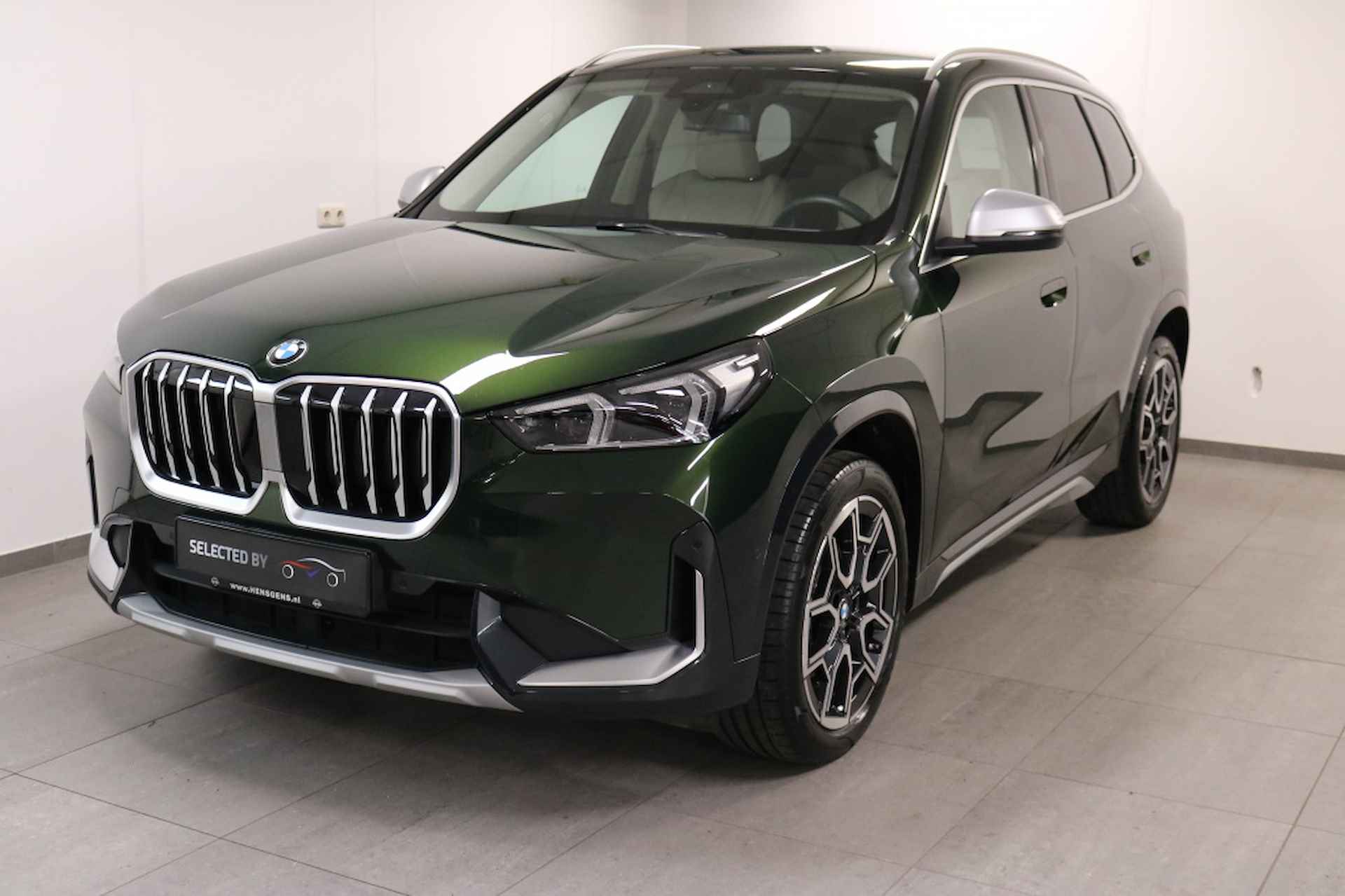 BMW X1 sDrive20i Xline Premium Pack - 2/42