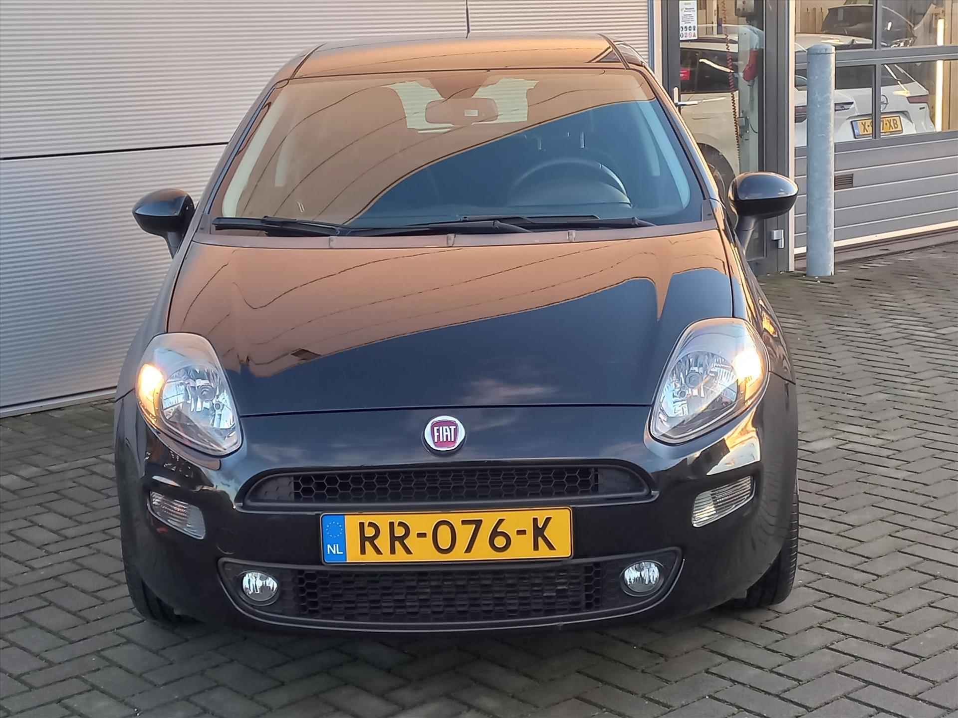 Fiat Punto 0.9 TwinAir Turbo 100pk 5d Lounge | Climate Control | Navigatie | Lm velgen | Cruise Control | Parkeersensoren - 2/36