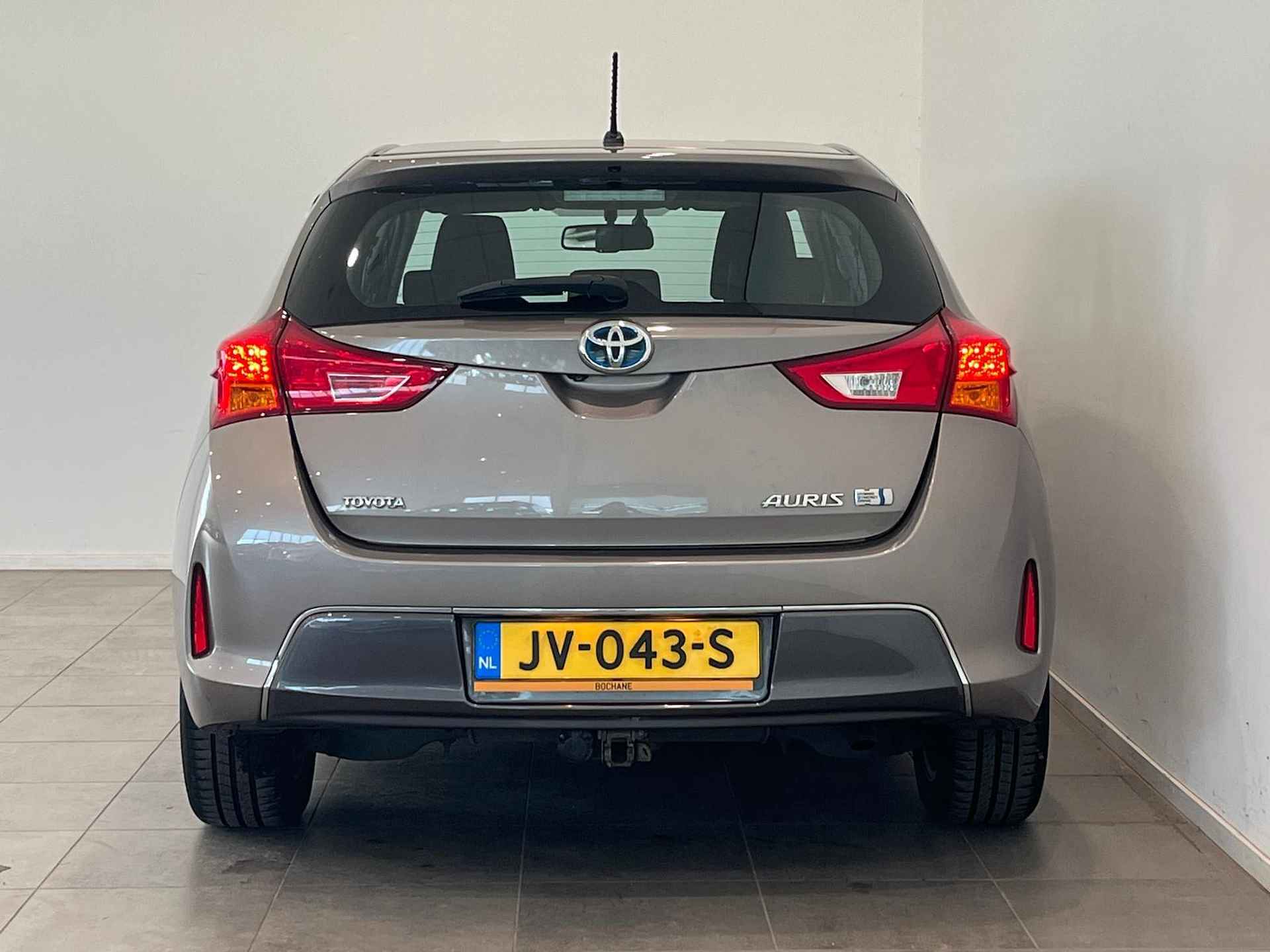 Toyota Auris 1.8 Hybrid Comfort CLIMA | CRUISE | NAVI | CAMERA | TREKHAAK | - 34/37