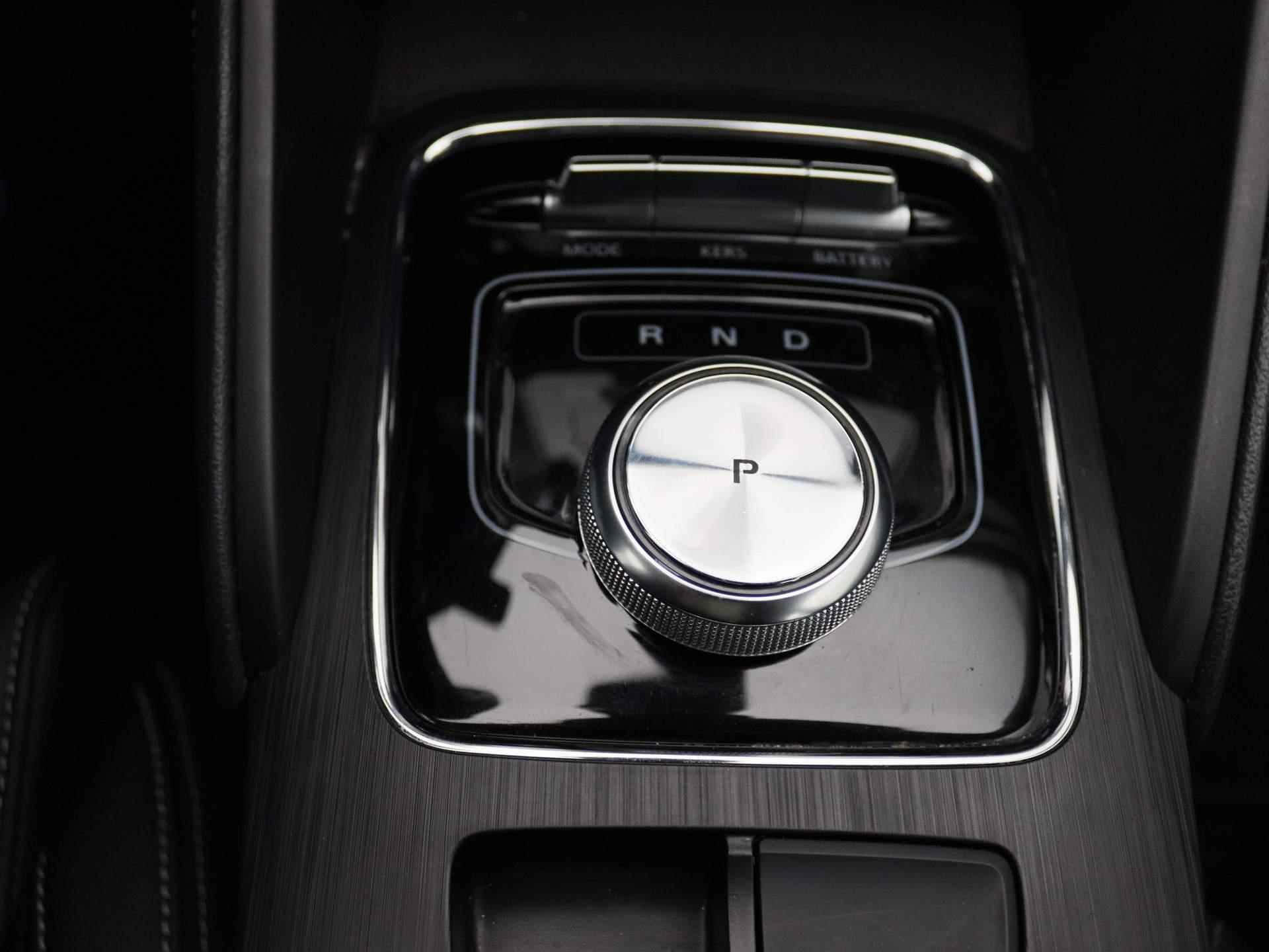 MG ZS EV Luxury 45 kWh | Leder | Navi | Panoramadak | Camera | Apple CarPlay | Adaptive Cruise Control | - 9/25