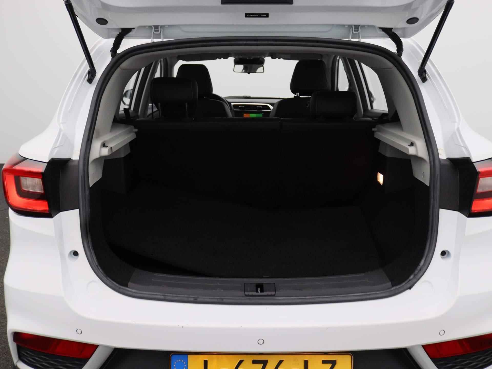 MG ZS EV Luxury 45 kWh | Leder | Navi | Panoramadak | Camera | Apple CarPlay | Adaptive Cruise Control | - 12/25