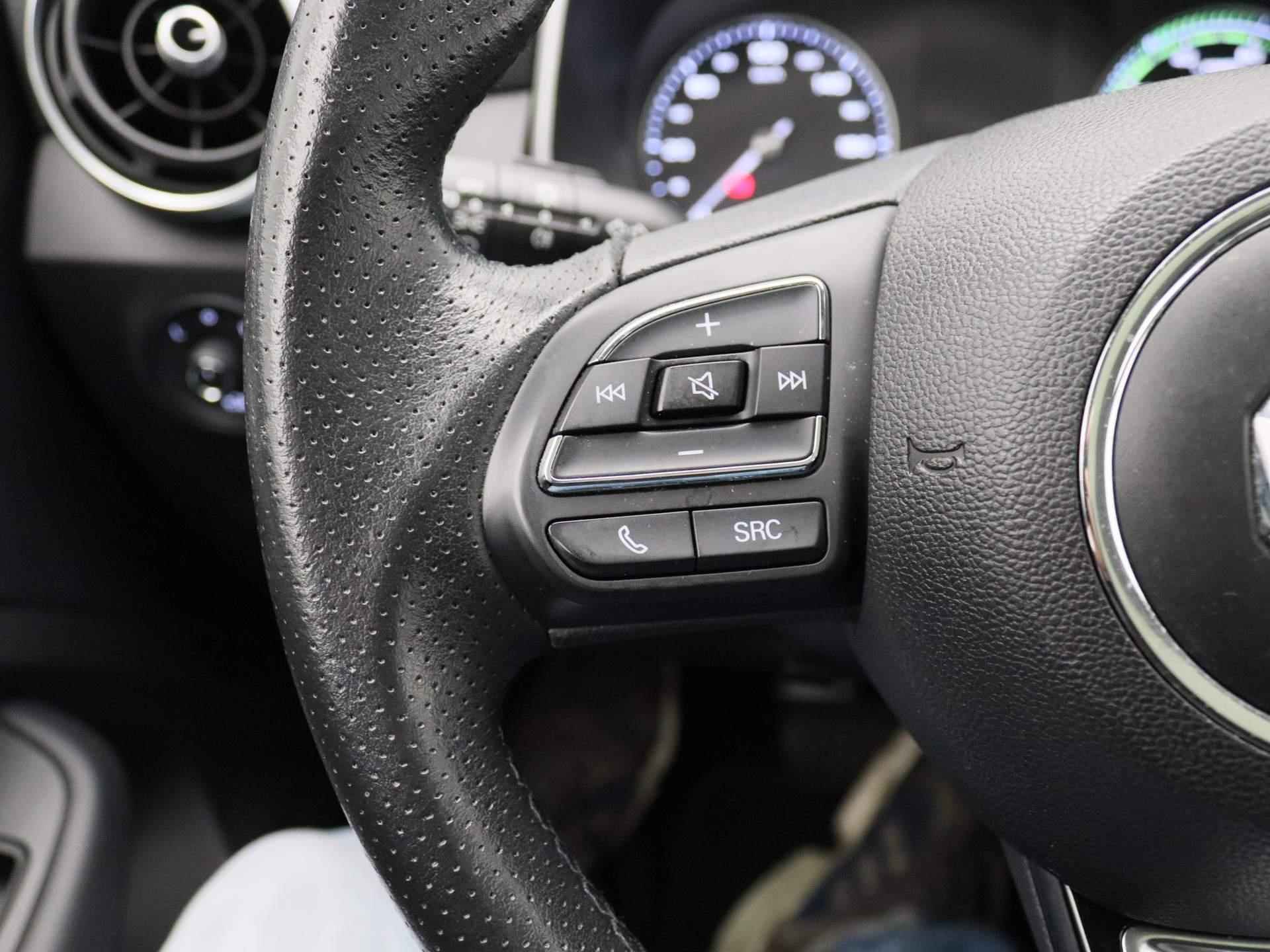 MG ZS EV Luxury 45 kWh | Leder | Navi | Panoramadak | Camera | Apple CarPlay | Adaptive Cruise Control | - 15/25