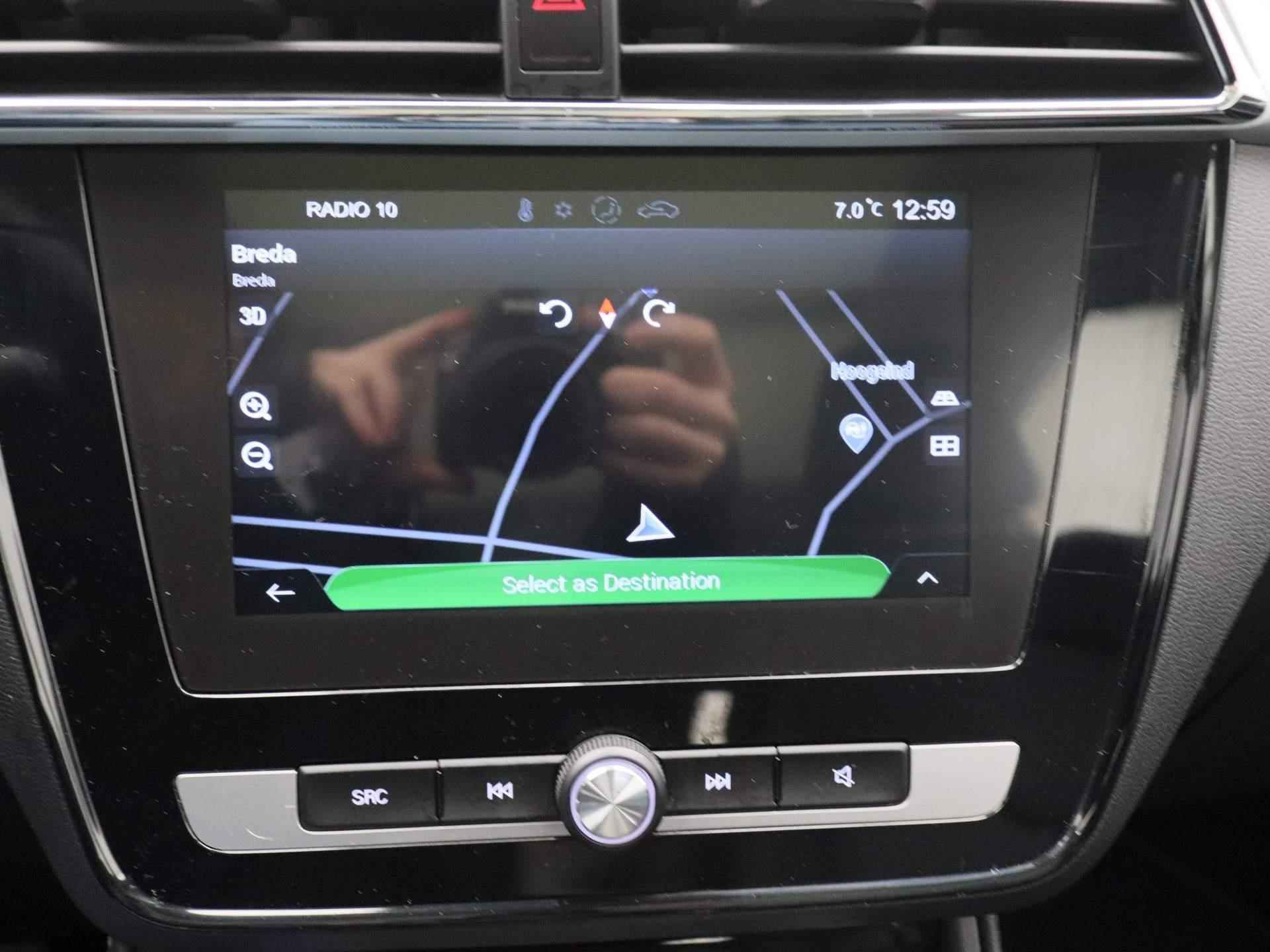 MG ZS EV Luxury 45 kWh | Leder | Navi | Panoramadak | Camera | Apple CarPlay | Adaptive Cruise Control | - 19/25