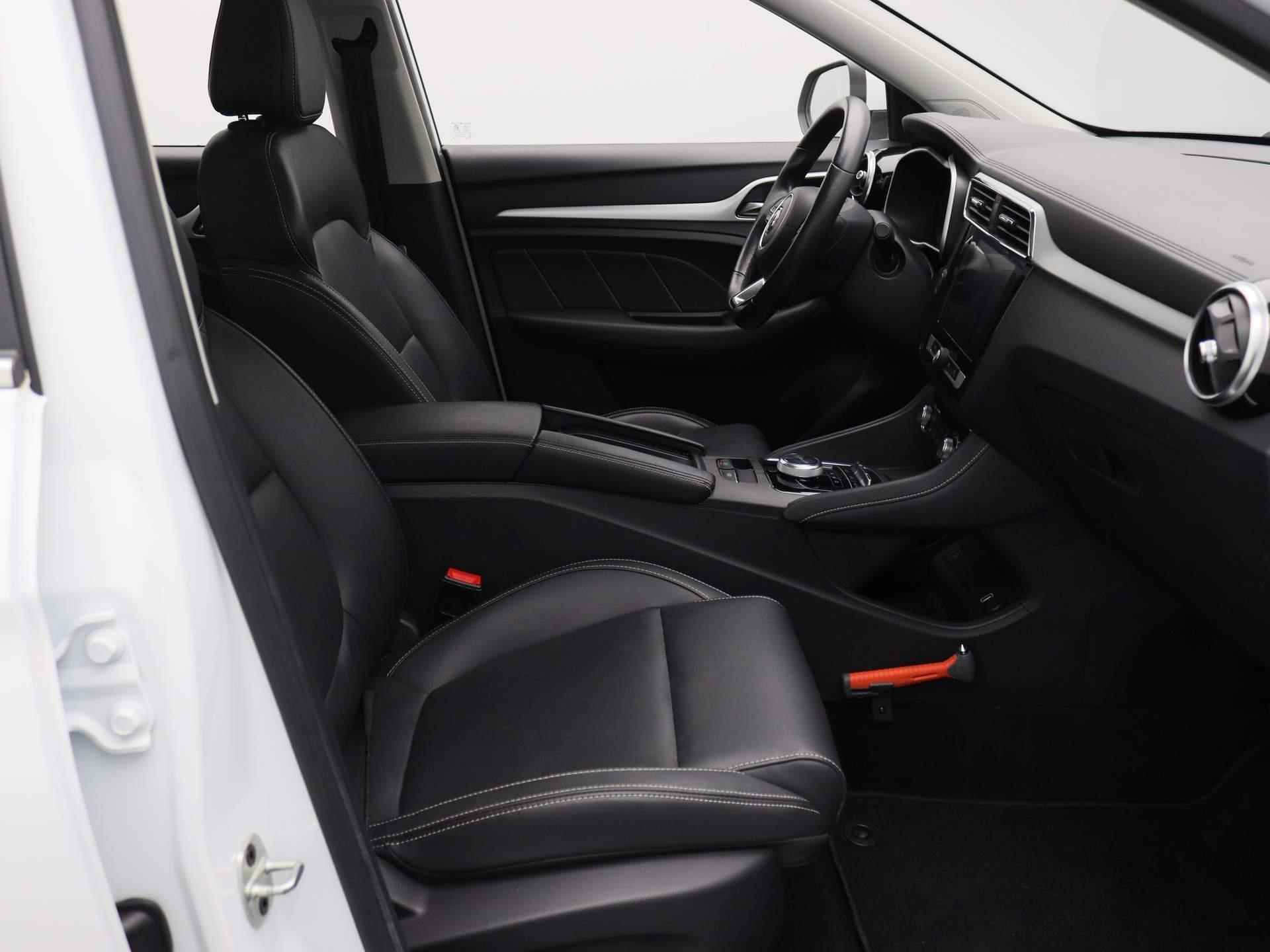 MG ZS EV Luxury 45 kWh | Leder | Navi | Panoramadak | Camera | Apple CarPlay | Adaptive Cruise Control | - 22/25