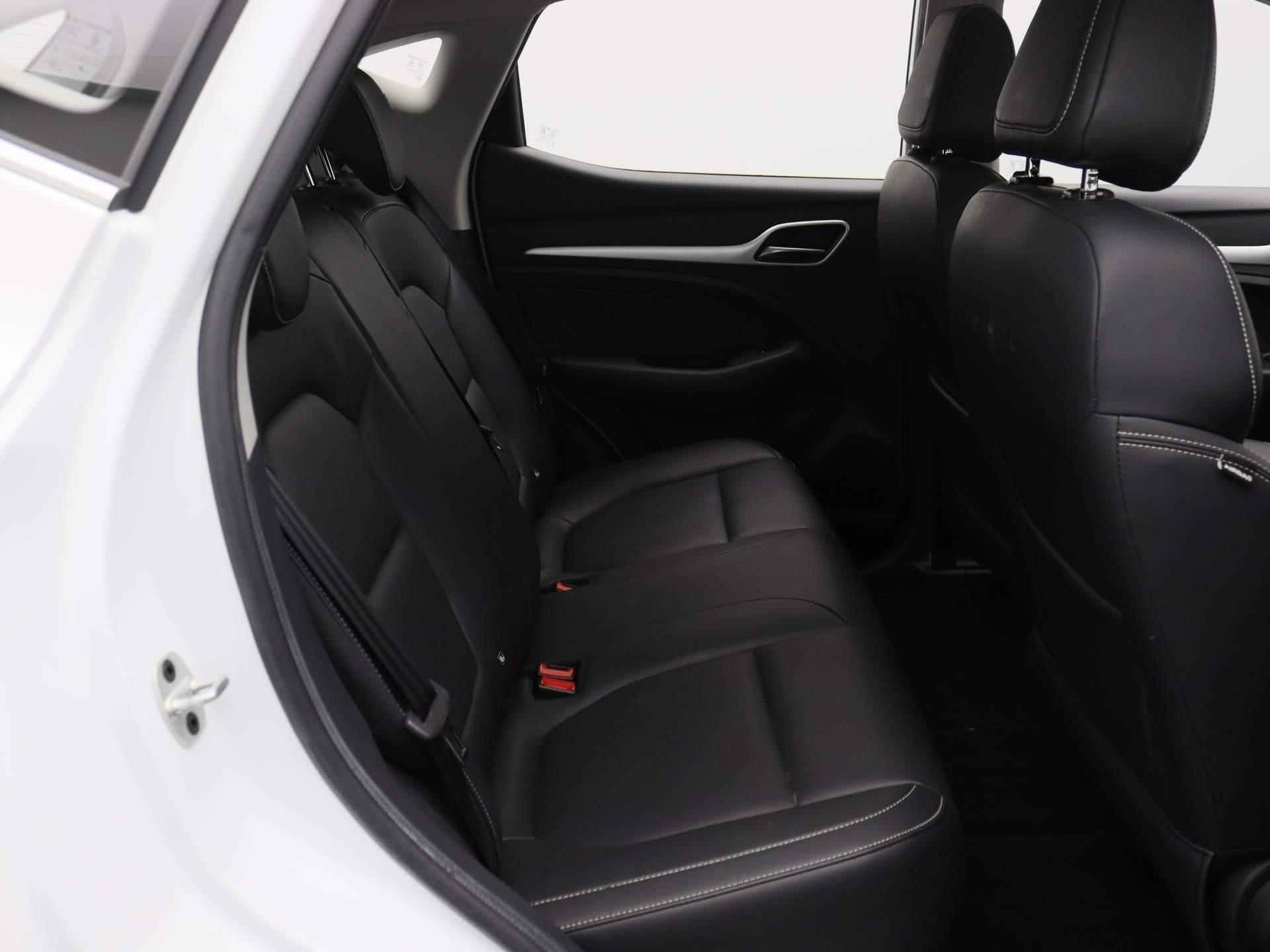 MG ZS EV Luxury 45 kWh | Leder | Navi | Panoramadak | Camera | Apple CarPlay | Adaptive Cruise Control | - 23/25