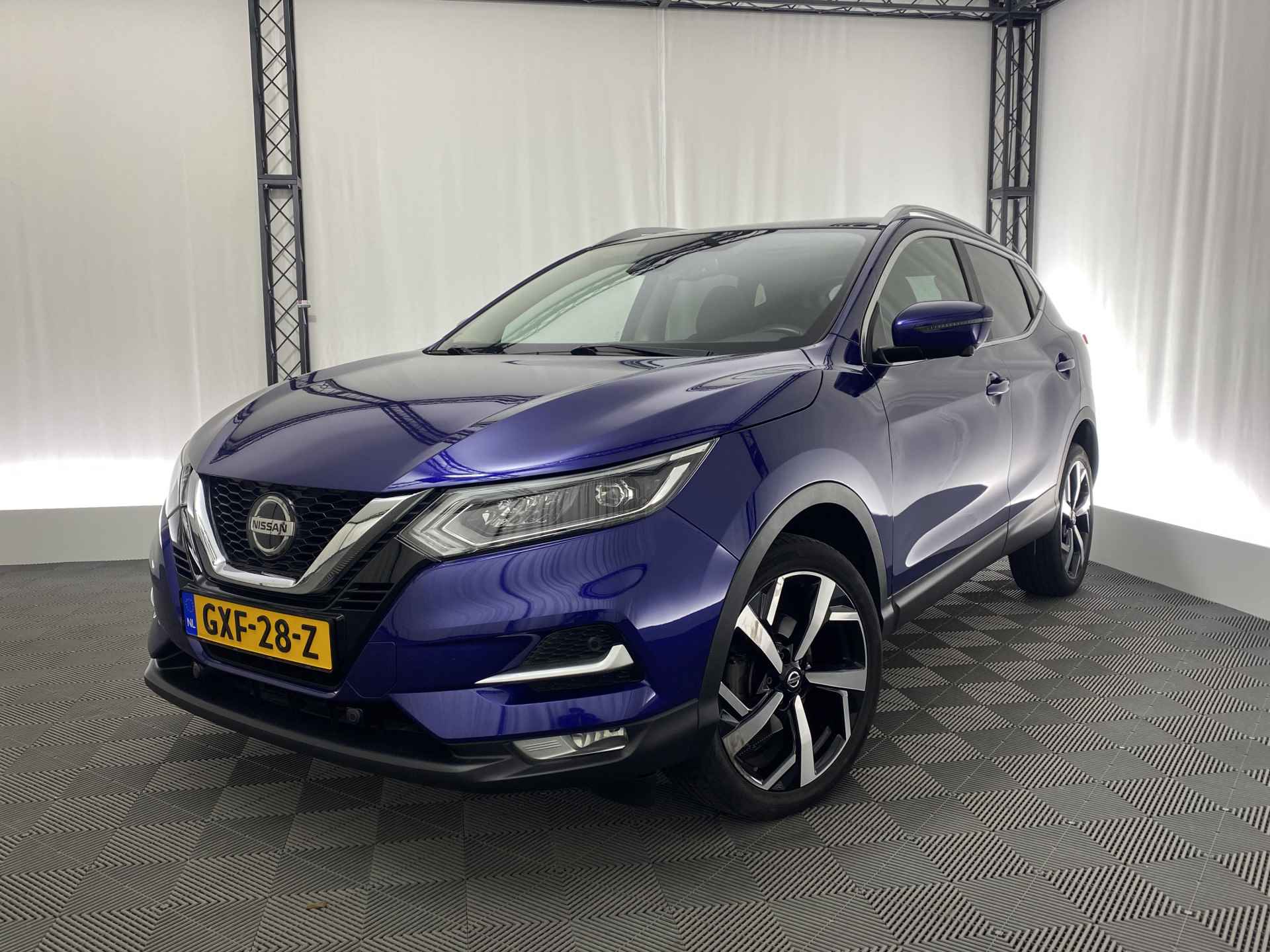 Nissan QASHQAI 1.3 DIG-T Tekna Automaat | Navi | Pano-Dak | Cruise | DAB | Elek. Stoel | - 2/42