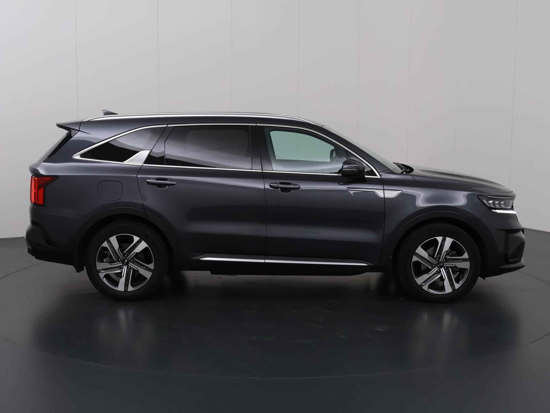 Kia Sorento 1.6 T-GDI Plug-in Hybrid 4WD DynamicPlusLine 7p.  | Lederen Bekleding | Bose Premium Audio | Elektrische Stoelverstelling | Stoel/Stuurwielverwarming | - 7/51