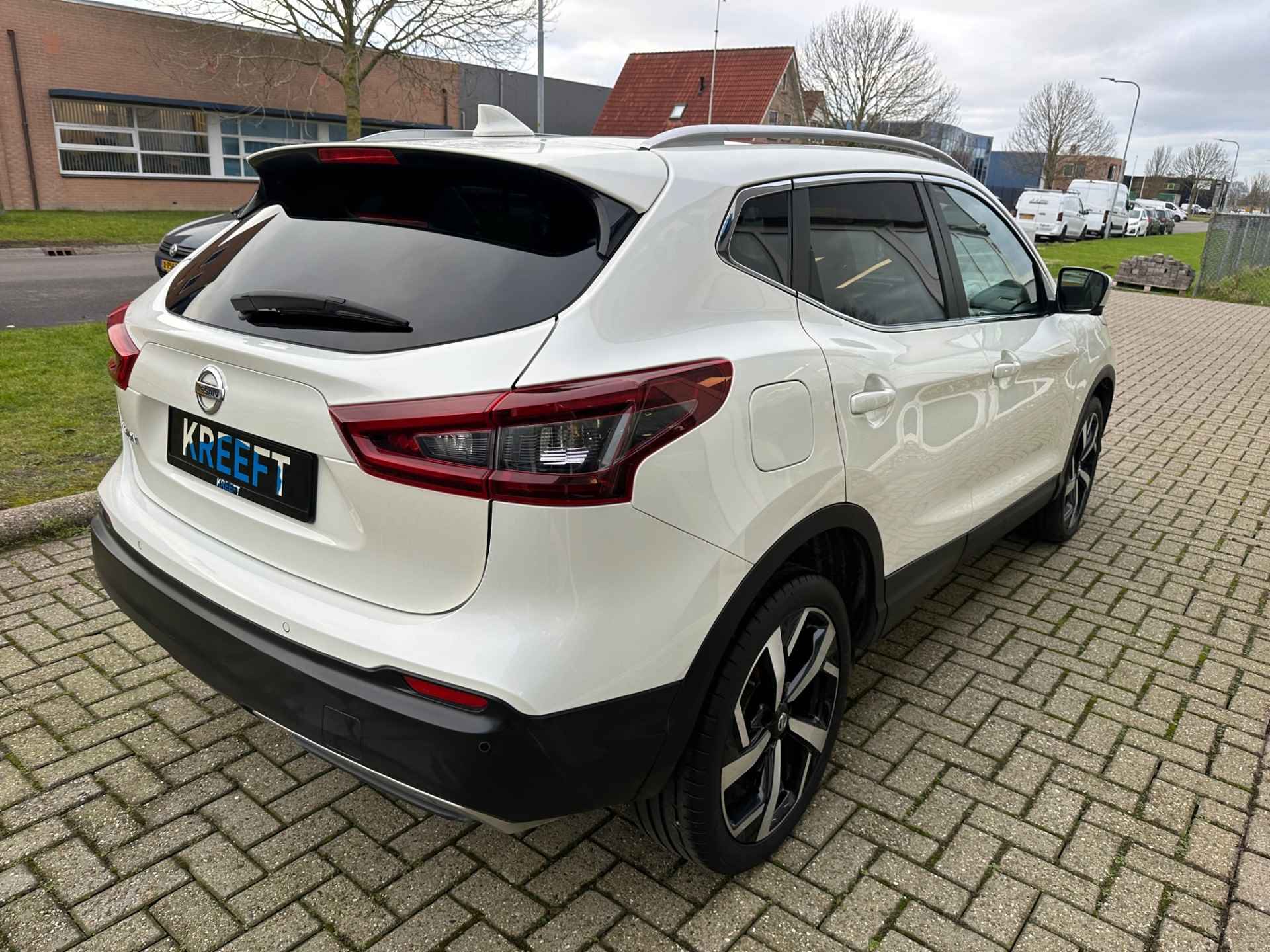 Nissan QASHQAI 1.3 DIG-T Tekna + Panorama | - 7/30