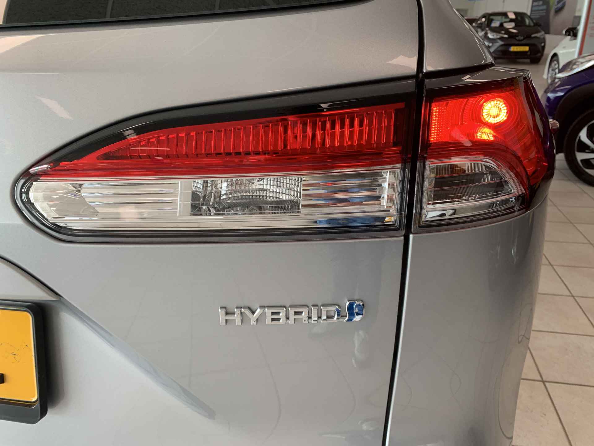 Toyota Corolla Cross 2.0 High Power Hybrid Active - 8/37