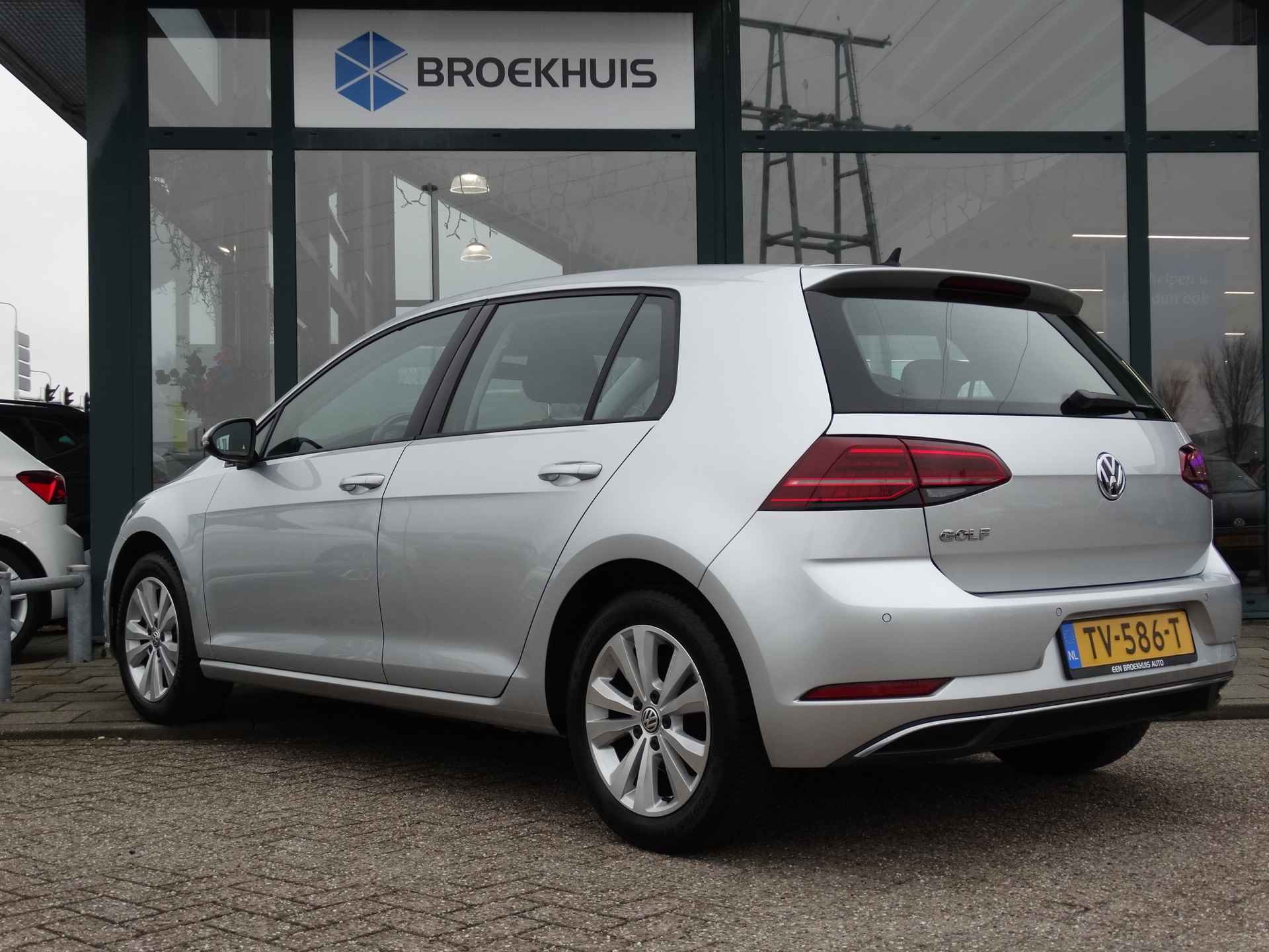 Volkswagen Golf 1.0 TSI Comfortline Business | Navigatie | Stoelverwarming | Parkeersensoren | - 3/30