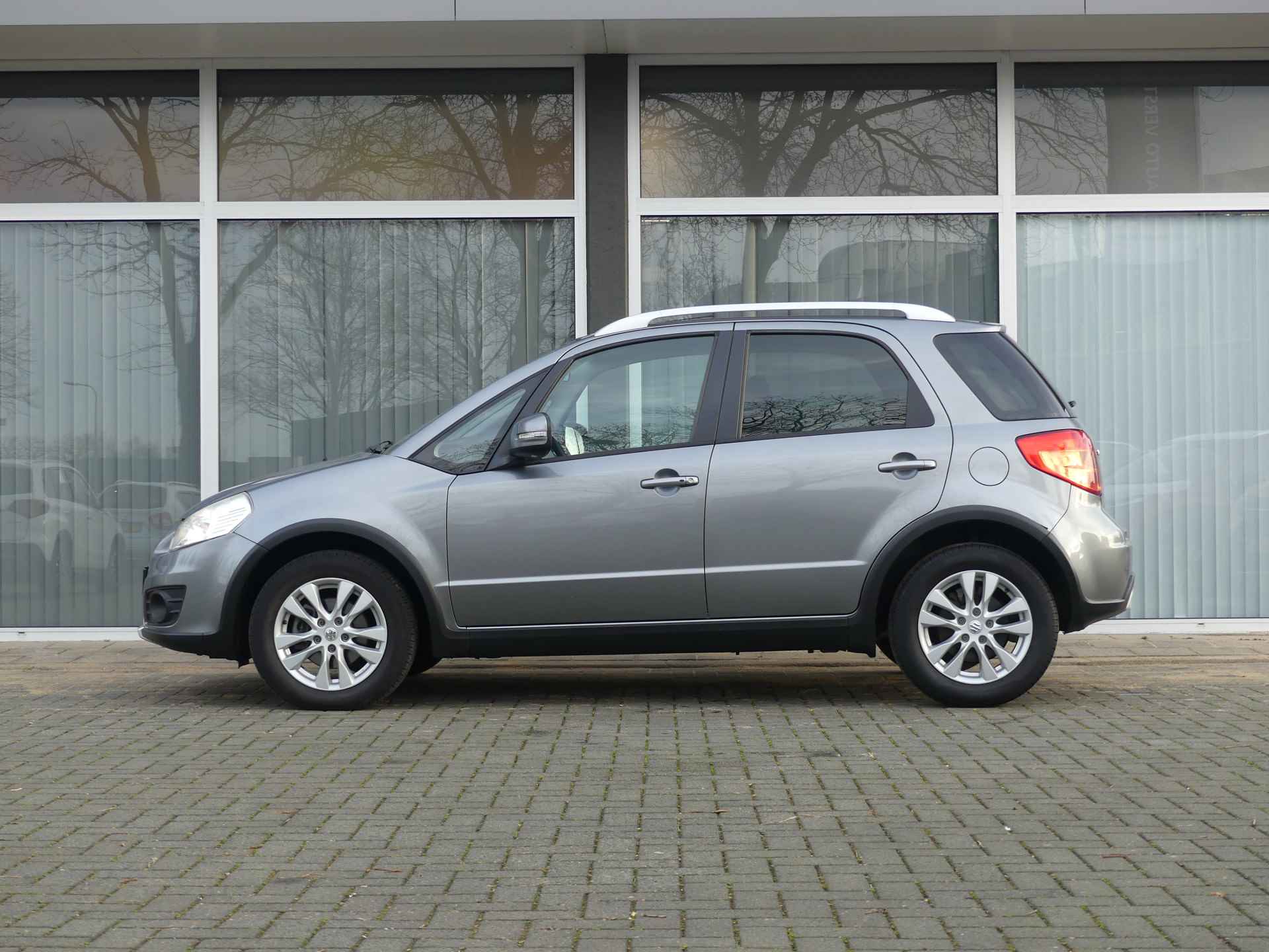 Suzuki SX4 1.6 Expressive, 1e Eigenaar, Airco, Navigatie, Keyless entry/start - 4/29