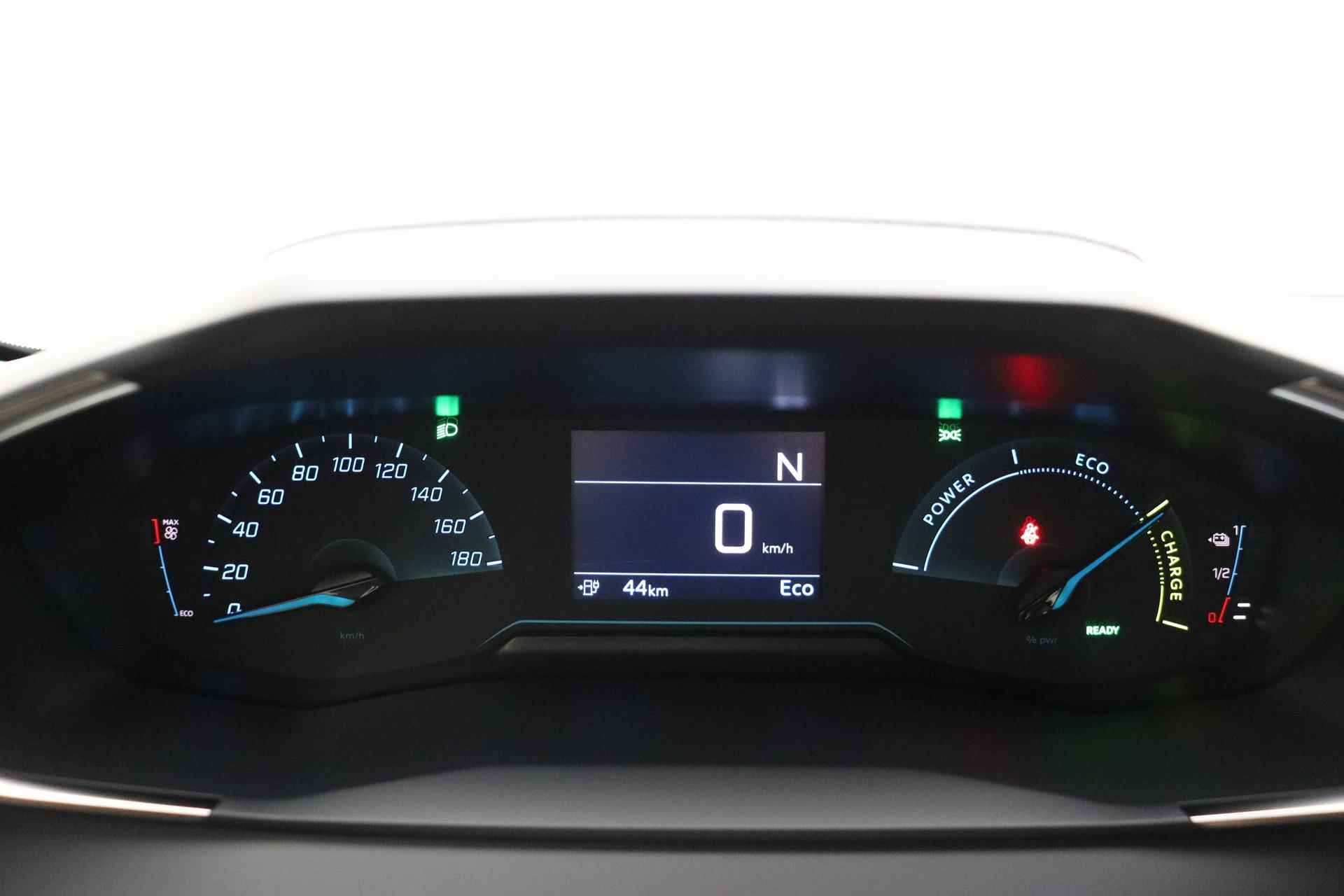 Peugeot e-208 EV Active Pack 50 kWh | CRUISE CONTROL | STOELVERWARMING | NAVIGATIE | PARKEERSENSOREN | - 31/34