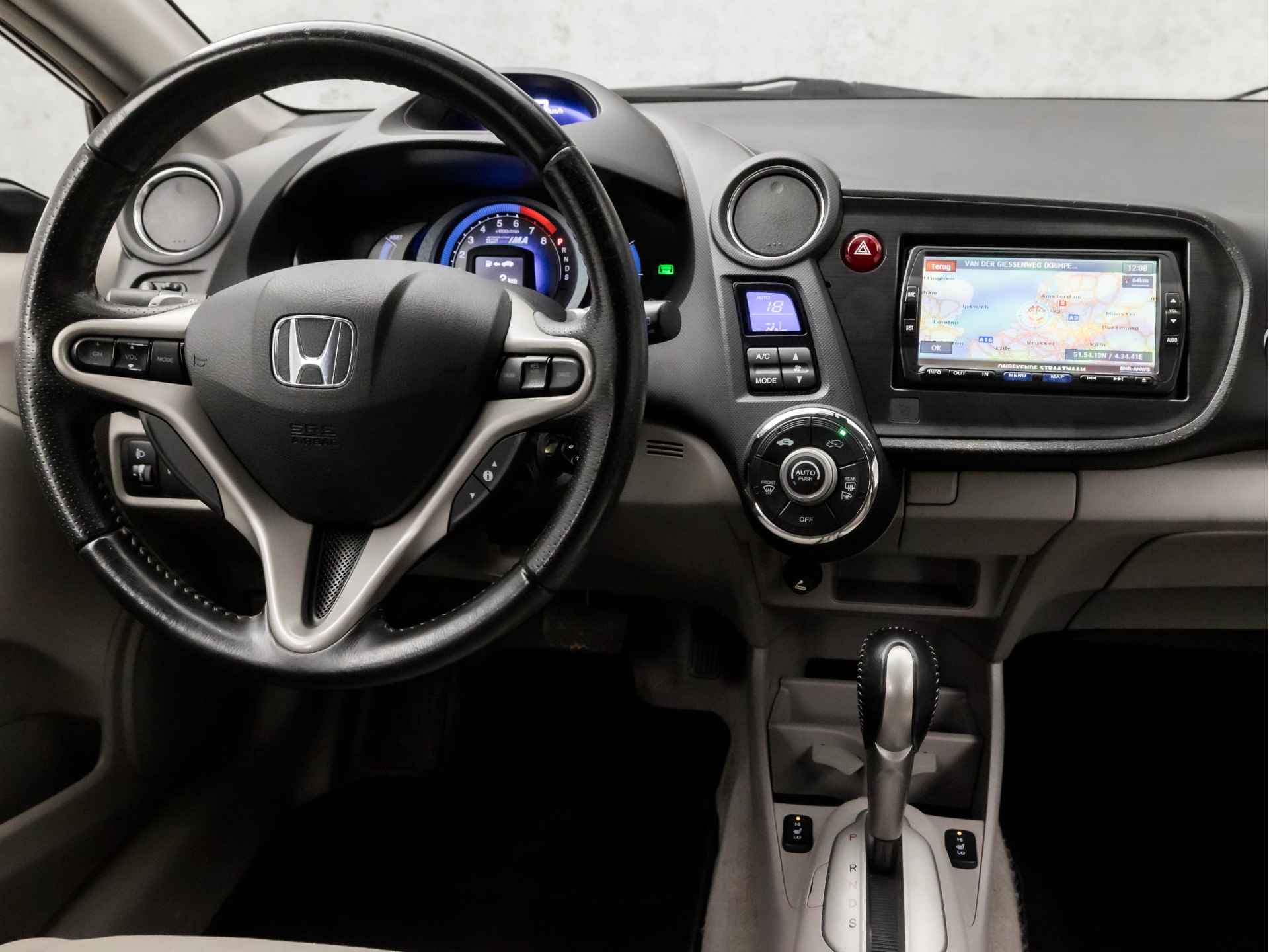 Honda Insight 1.3 Luxury Automaat (NAVIGATIE, CRUISE, CLIMATE, STOELVERWARMING, XENON, ELEK PAKKET, ARMSTEUN, SPORTSTOELEN, LM VELGEN, PARKEERSENSOREN, NIEUWE APK, NIEUWSTAAT) - 7/34