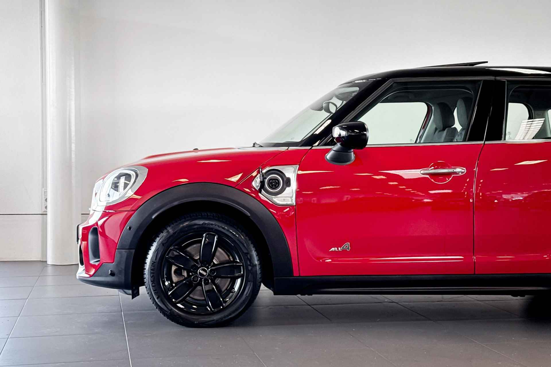 MINI Countryman Cooper S E ALL4 | Harman Kardon | Stoelverwarming | Glazen Panoramadak | Headup Display | - 4/26