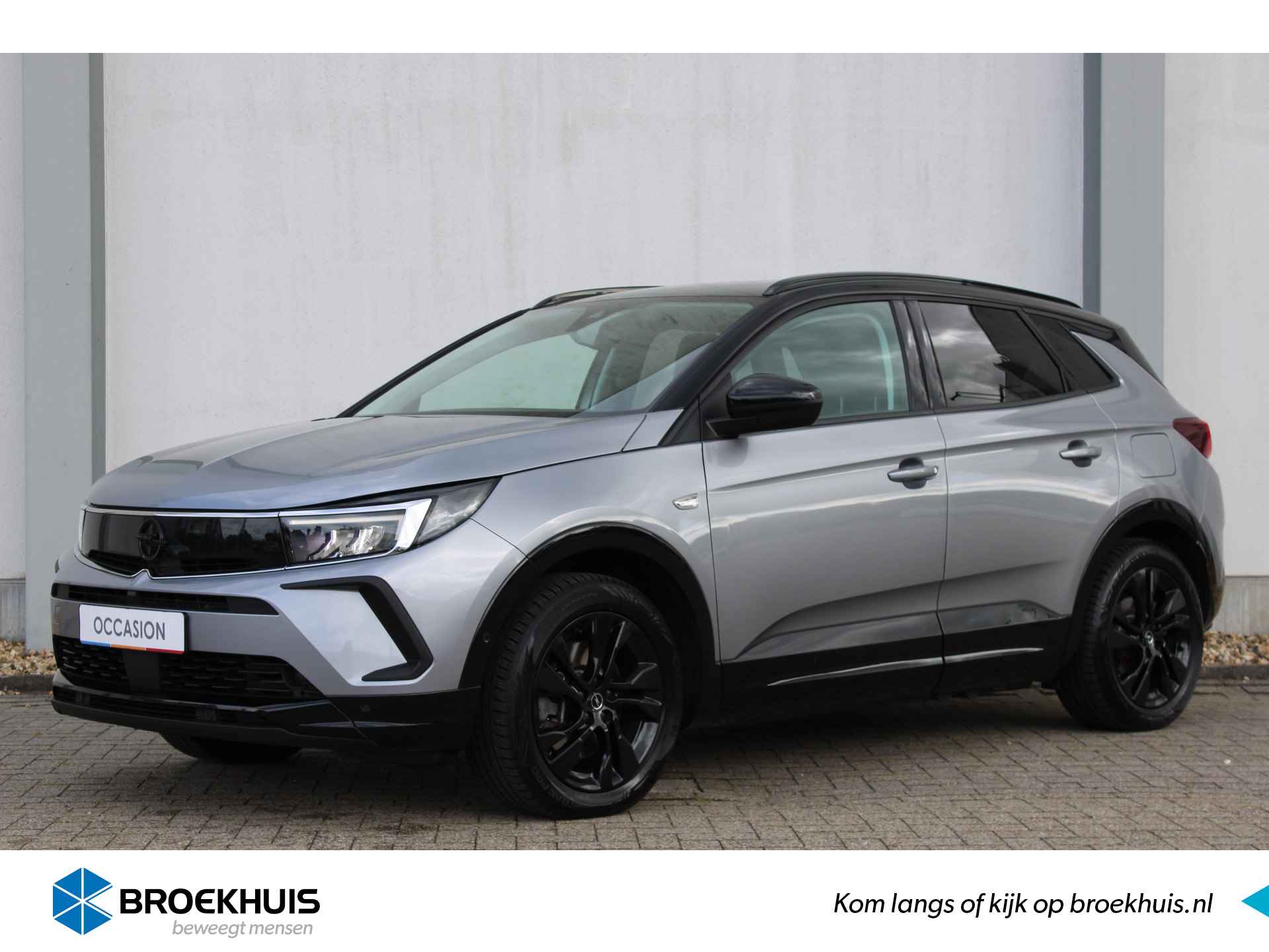 Opel Grandland 1.6 T. 225 pk Hybrid GS Line Automaat / ALL Season / Navigatie / Trekhaak / Camera / LED / Stuurwiel Verwarmd /  / 18"LMV / '' vraag een vrijblijvende offerte aan '' - 1/36