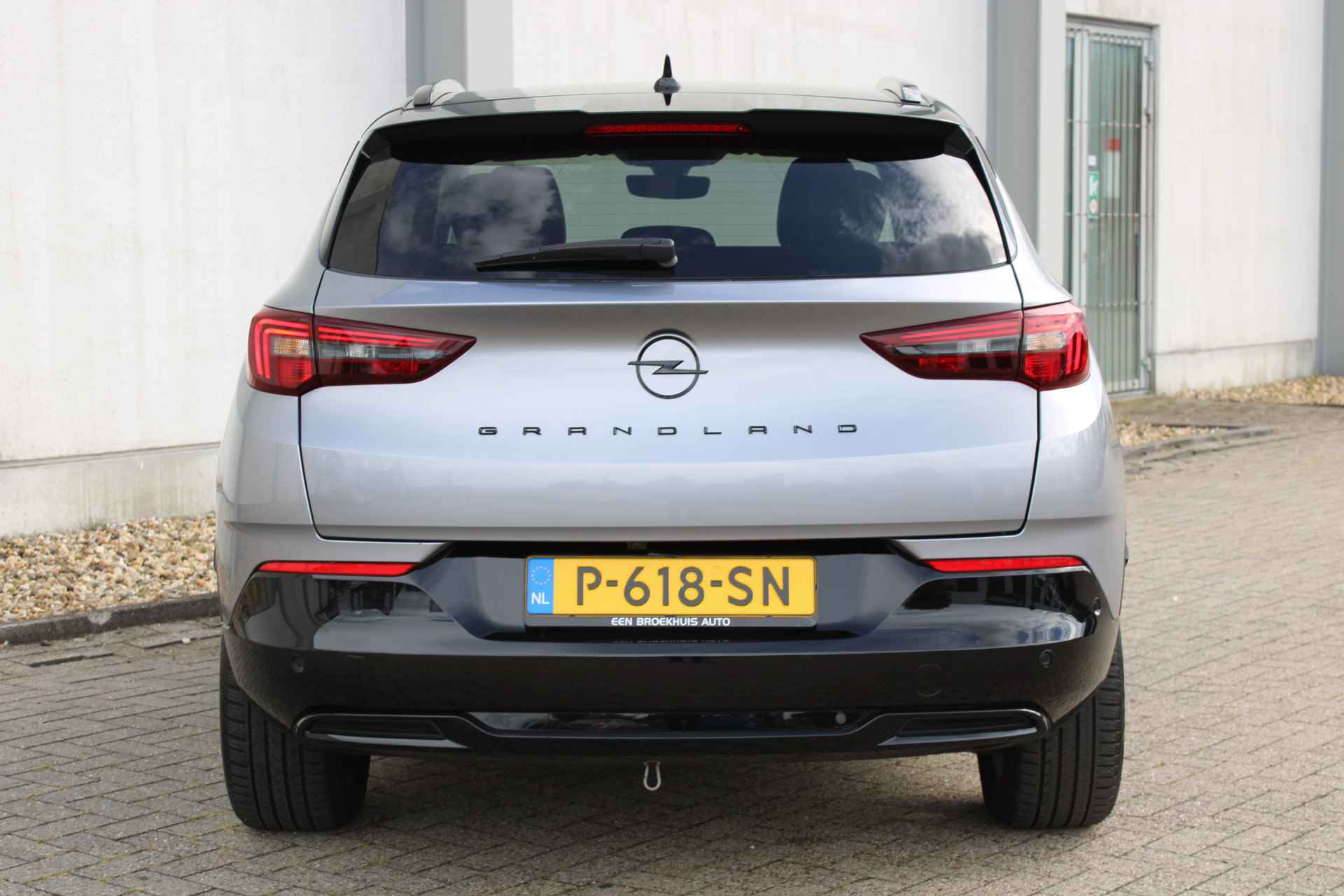 Opel Grandland 1.6 T. 225 pk Hybrid GS Line Automaat / ALL Season / Navigatie / Trekhaak / Camera / LED / Stuurwiel Verwarmd /  / 18"LMV / '' vraag een vrijblijvende offerte aan '' - 36/36