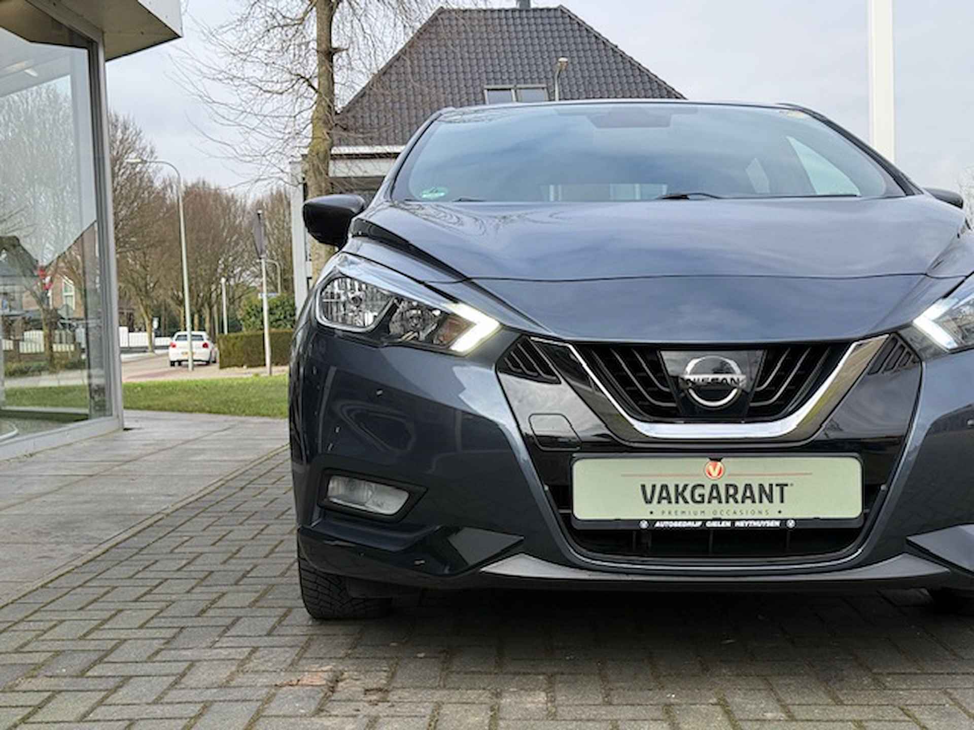 Nissan Micra 1.0 IG-T 100pk N-Sport | Eerste eigenaar, Navigatie, CarPlay, 17 inch, Keyless, Cruise control, DAB, Parkeersensoren - 12/40