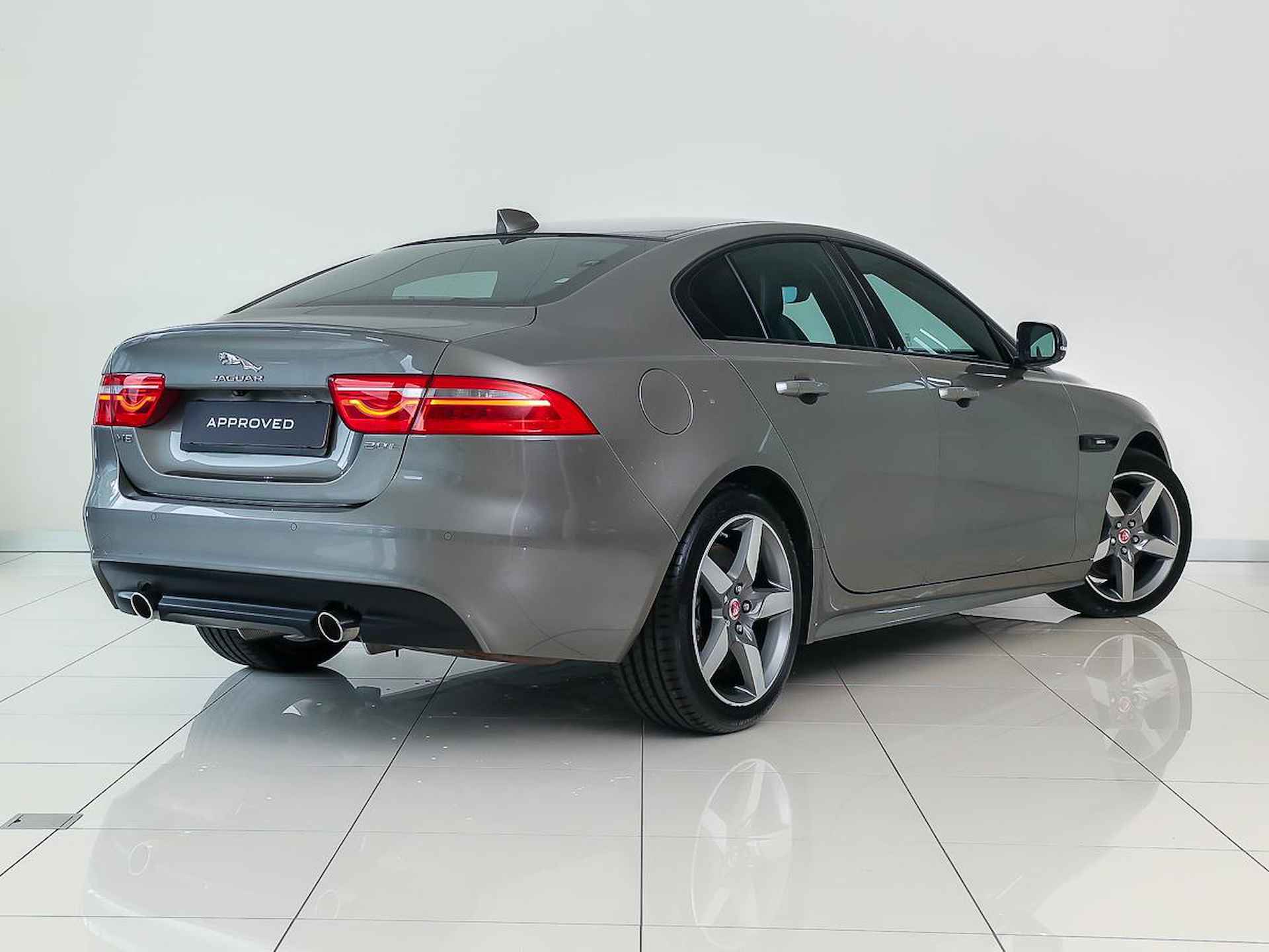 Jaguar XE 2.0t R-Sport | Premium Business Pack | 2 jaar Garantie - 2/26